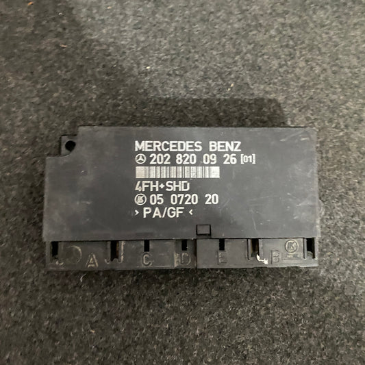 Mercedes-Benz W124 W202 Comfort Control Module unit 2028200926