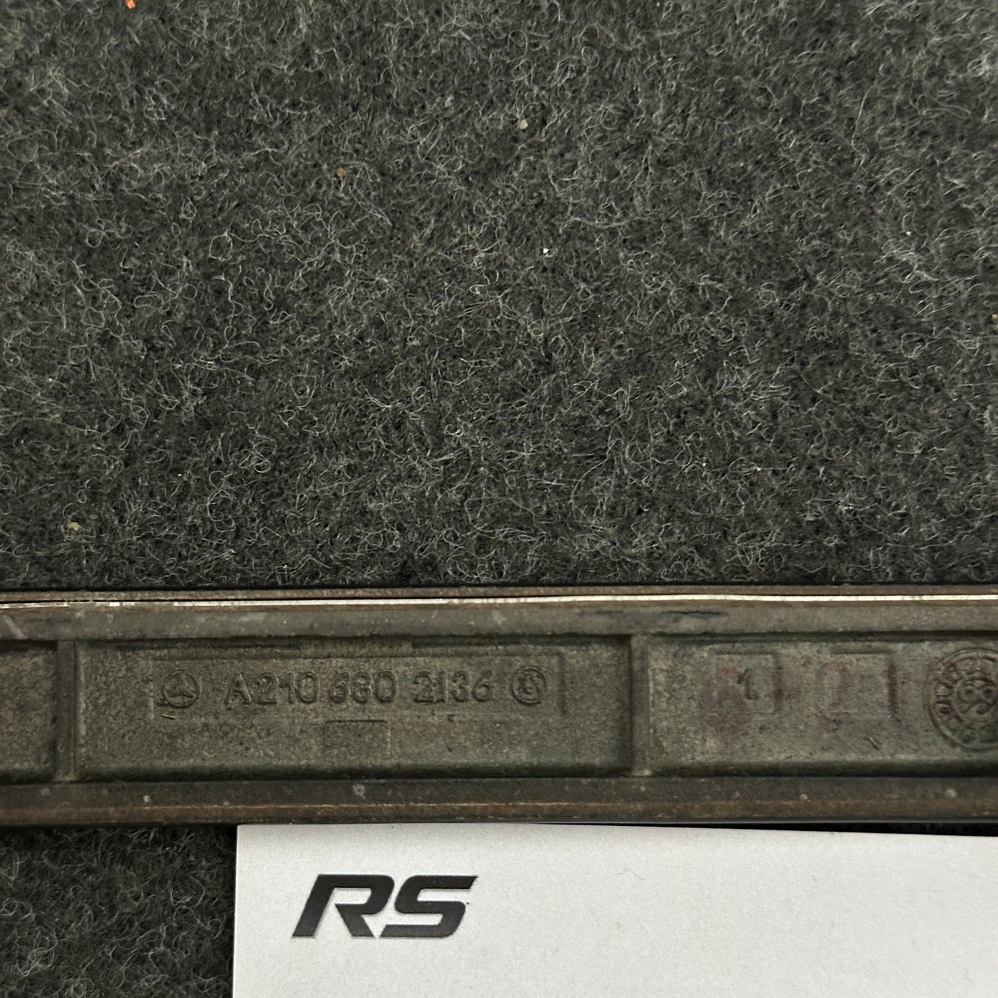 Mercedes E Class W210 E55 Center Console 2Din Wood Trim Navigation 2106802136 OE