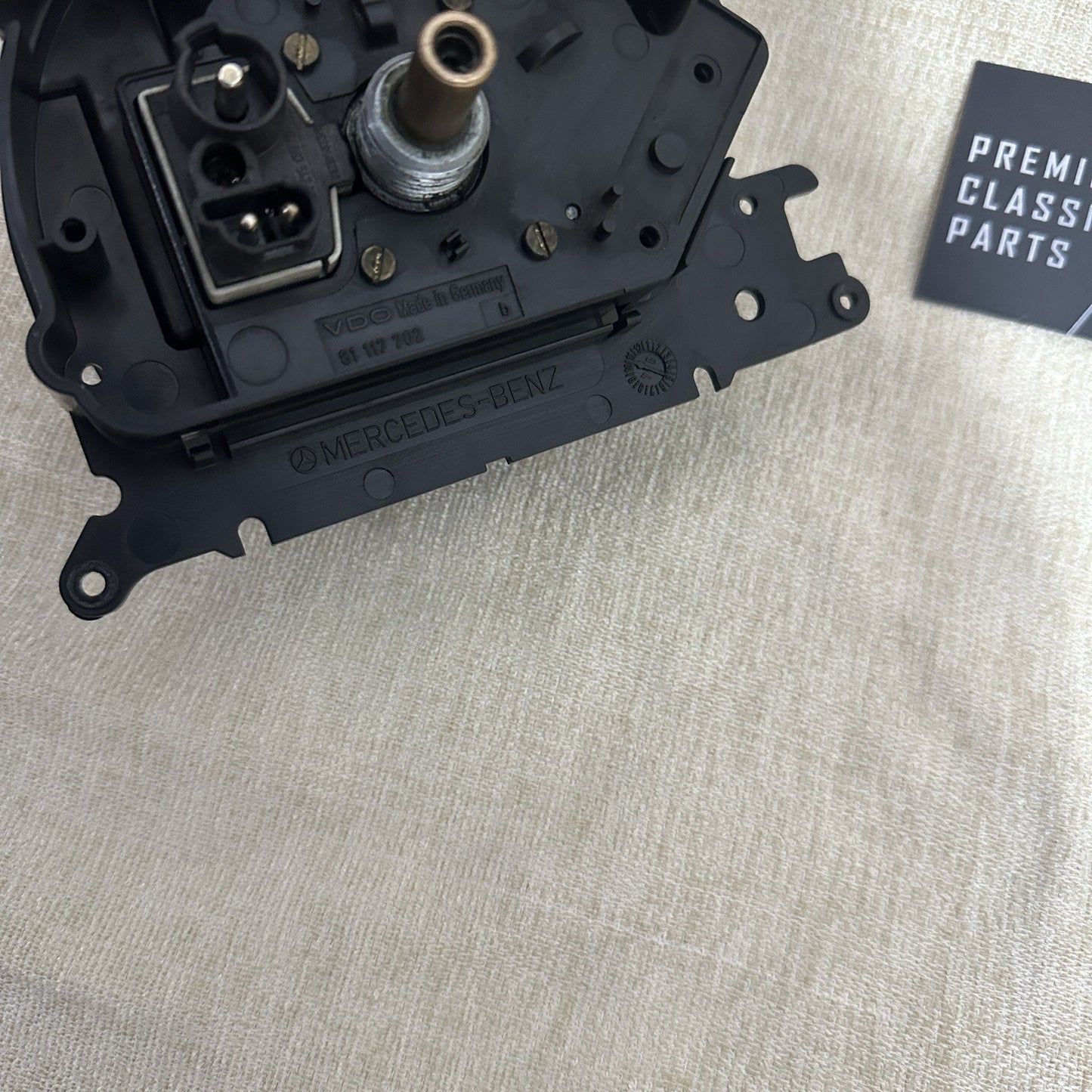 Mercedes Benz W124 E-Class 300D 250TD Speedometer 220 km/h 1245429968 K=875 VDO