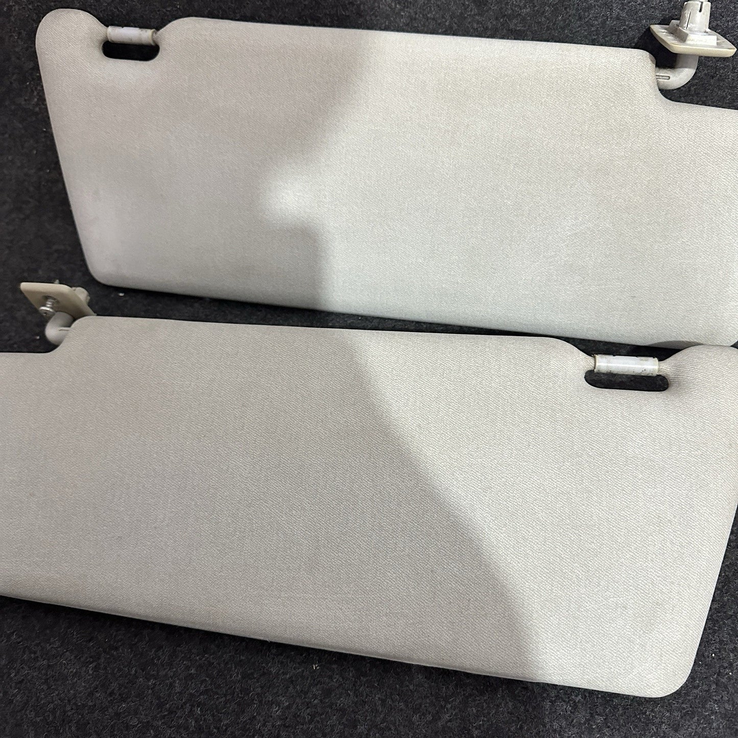 Mercedes E Class W210 W202 96-02 E430 E55 Sun Visor Beige Set With Mirror Light