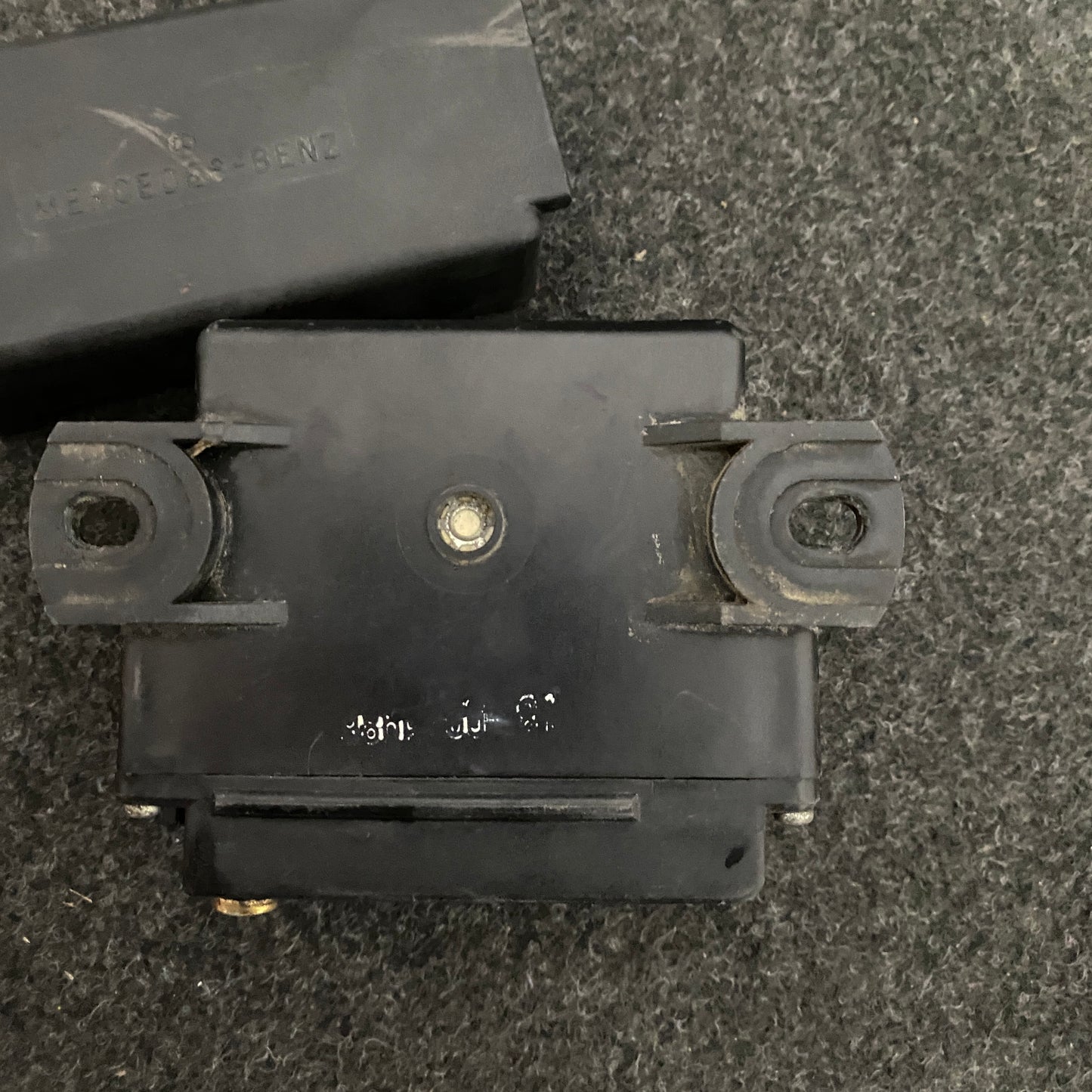 Mercedes Benz W124 W123 Diesel Glow Plug Relay 0015459732