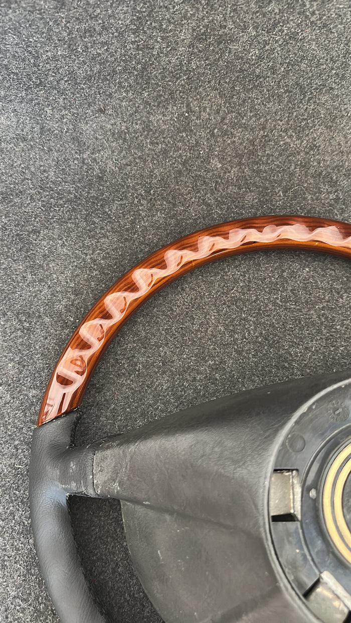 Backside of a w124 steering wheel in zebrano