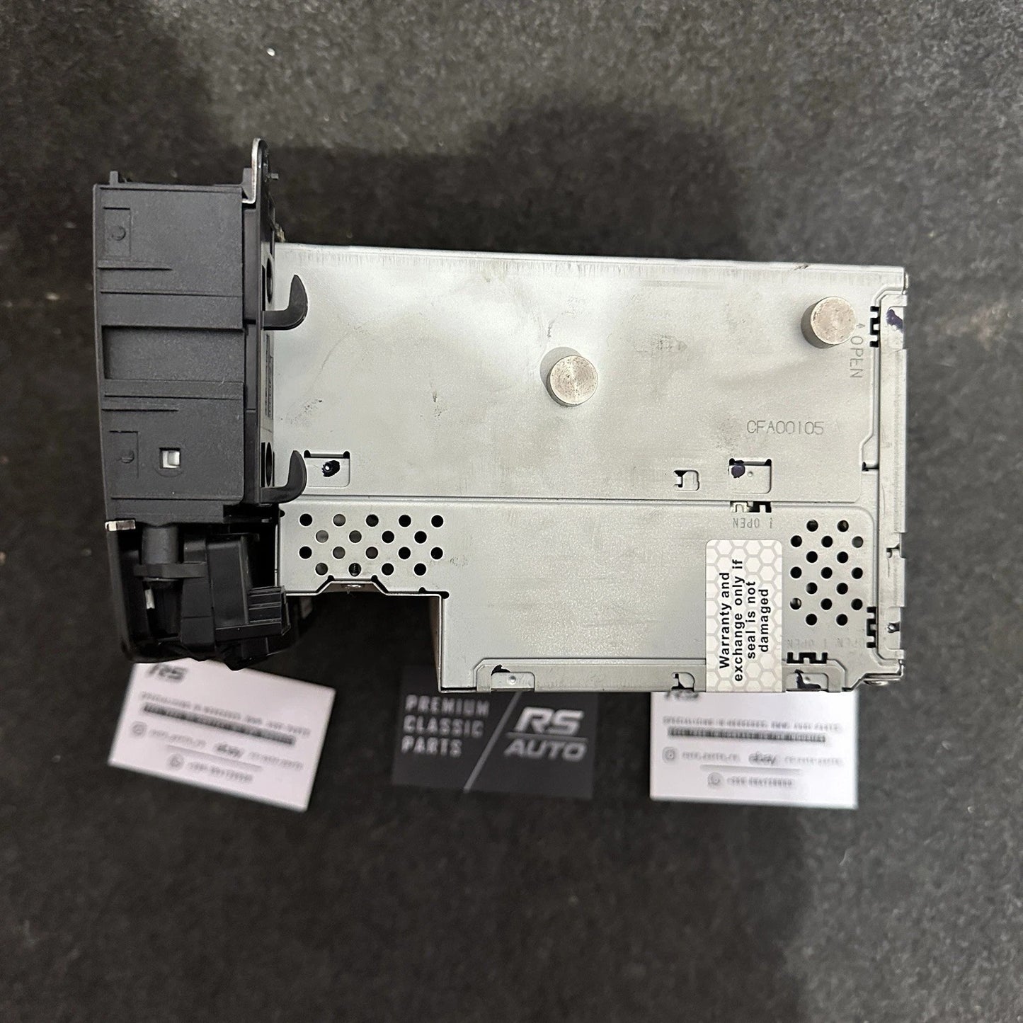 Mercedes-Benz W204 C-Class NTG 4.0 Navigation Radio Stereo Head Unit, Part A2049069801.