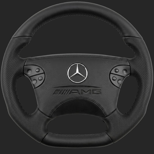 Lenkrad nach Maß für Mercedes-Benz CLK C208: Facelift-Lenkrad mit Sport-Ergonomie, unten abgeflacht, gelochtem Leder auf den Seiten und lederbezogener Airbag-Abdeckung mit AMG-Logo