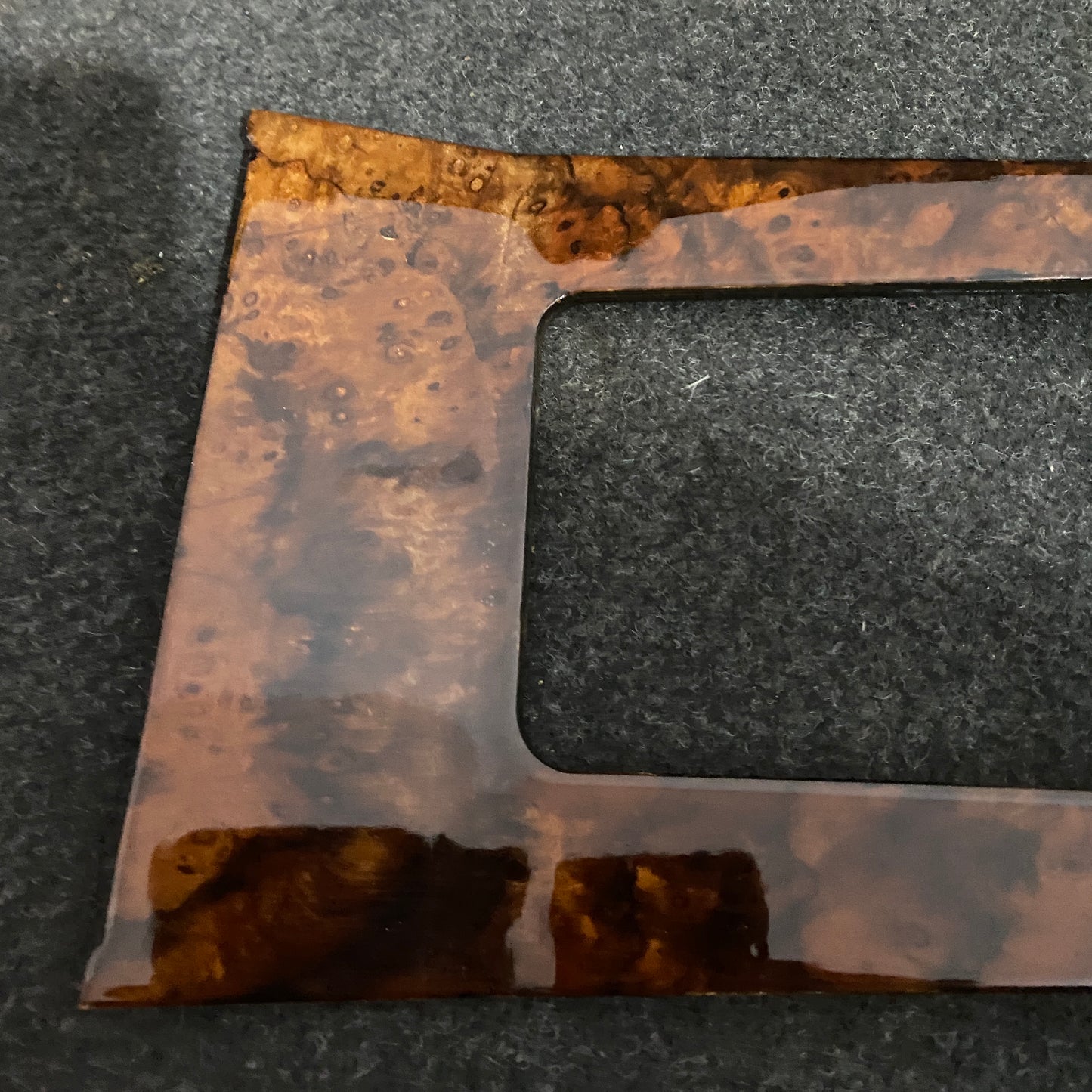 Mercedes-Benz W124 Burl Wood Shifter Trim