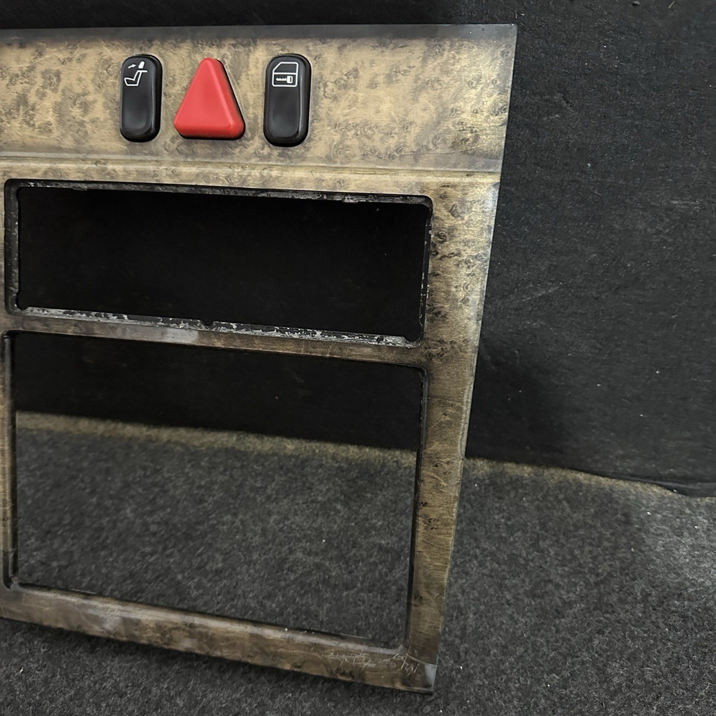 Mercedes E Class W210 E55 Center Console 2Din Wood Trim Navigation 2106802136 OE