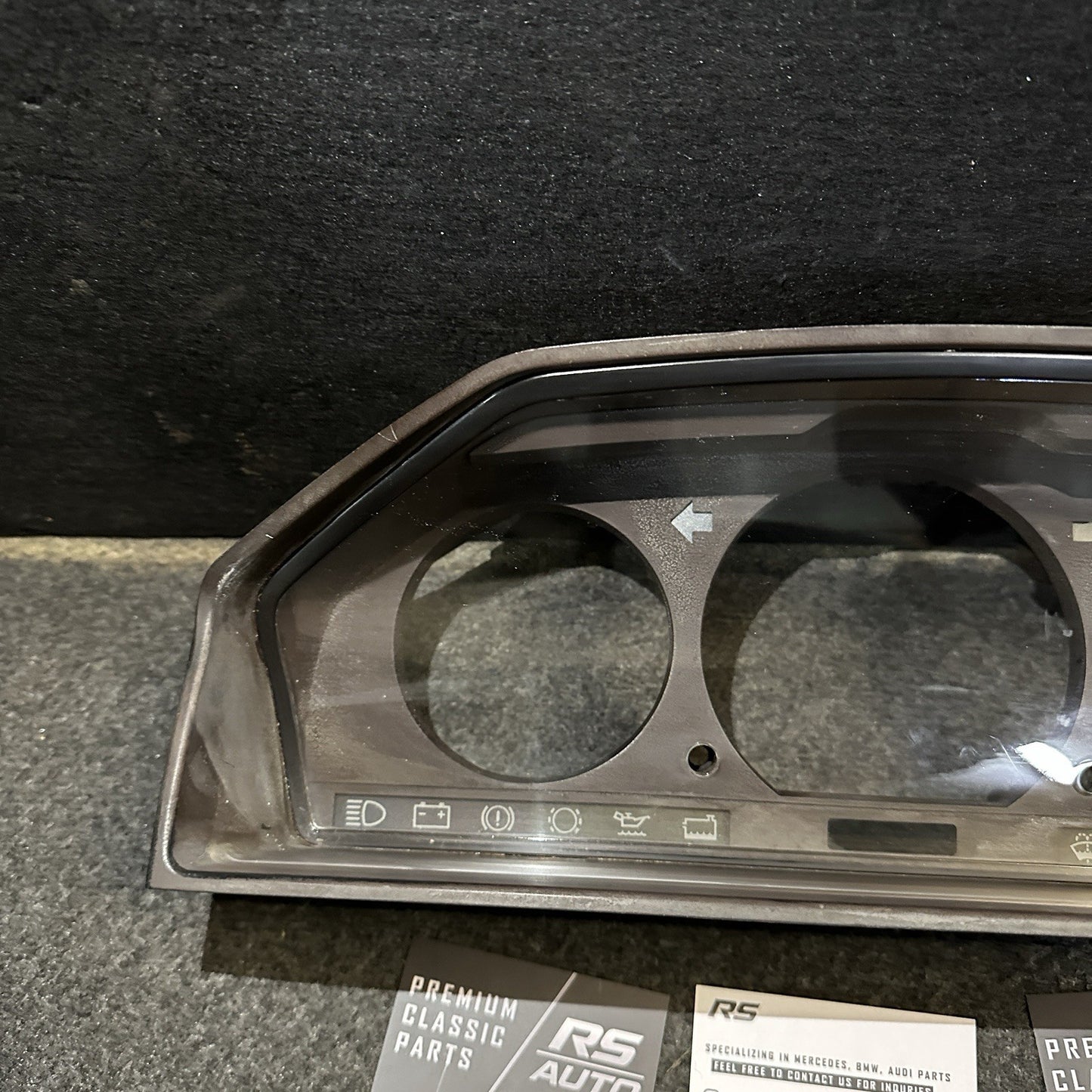 Mercedes Benz W124 S124 C124 W463 Instrument Cluster FRAME HOUSING A0005420387