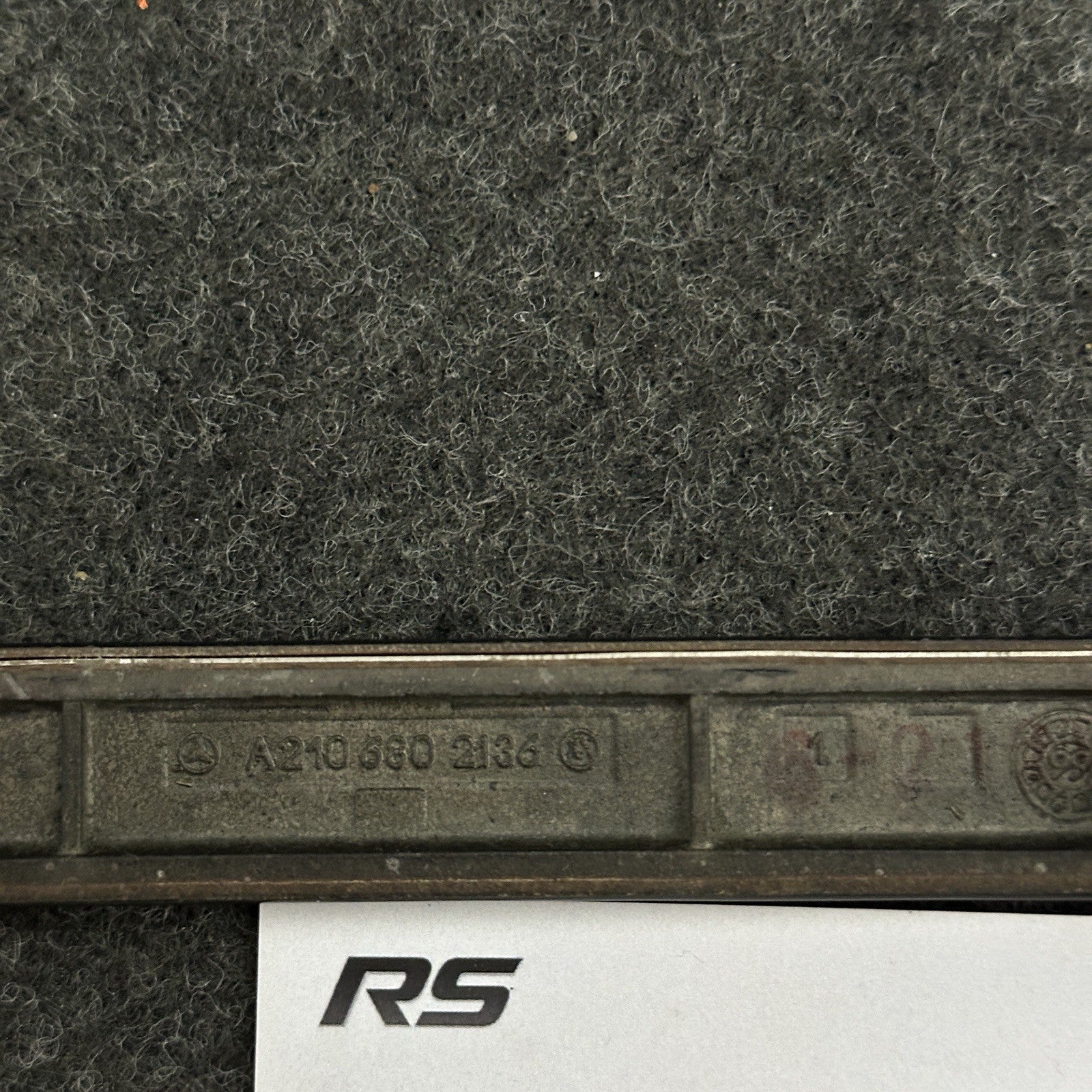 Mercedes E Class W210 E55 Center Console 2Din Wood Trim Navigation 2106802136 OE