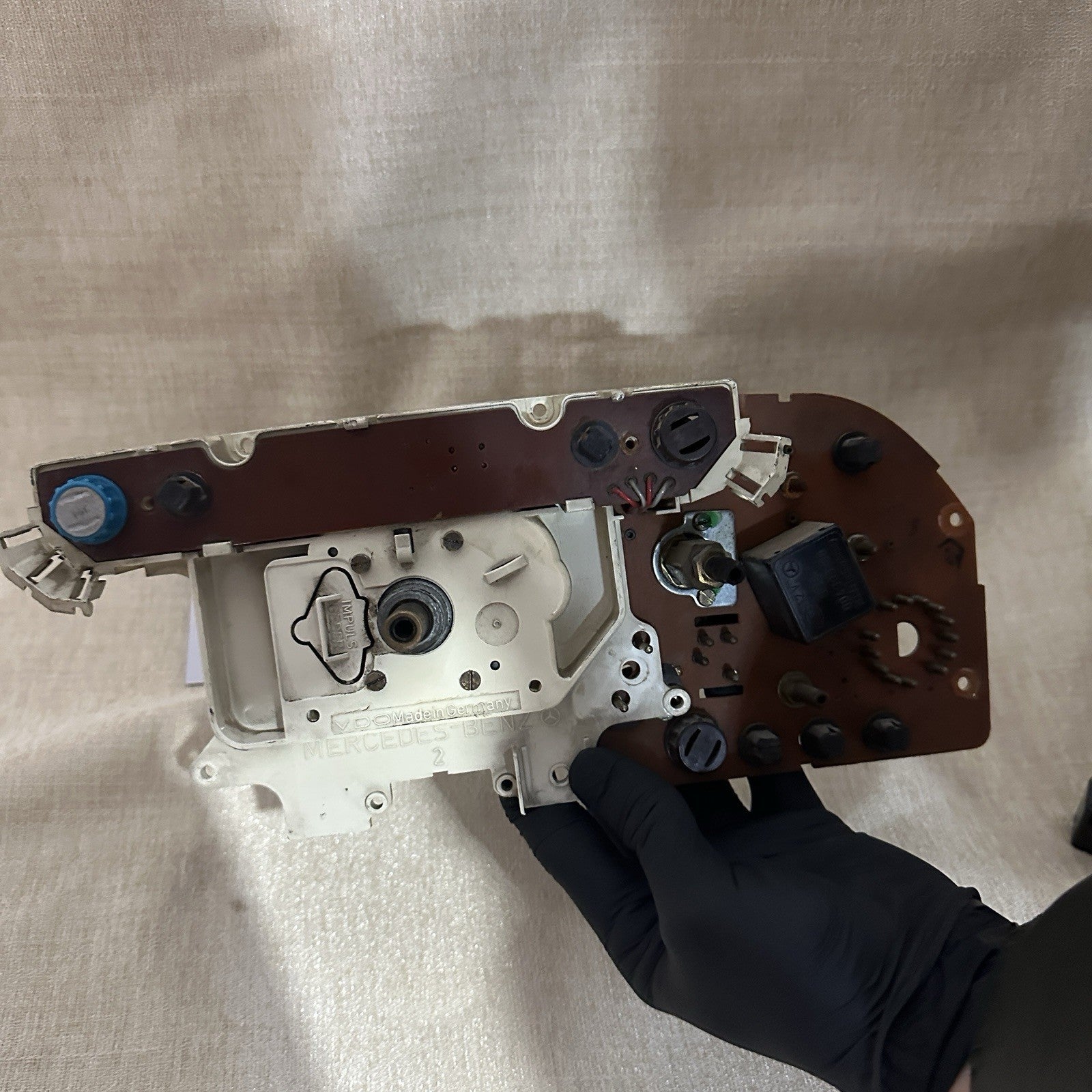 Mercedes 190E W201 Instrument Cluster Set Speedometer 220 km/h Fuel 2015420406