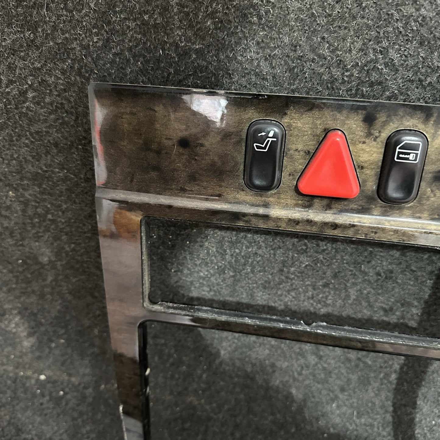 Mercedes E Class W210 E55 Center Console 2Din Wood Trim Navigation 2106802136 OE