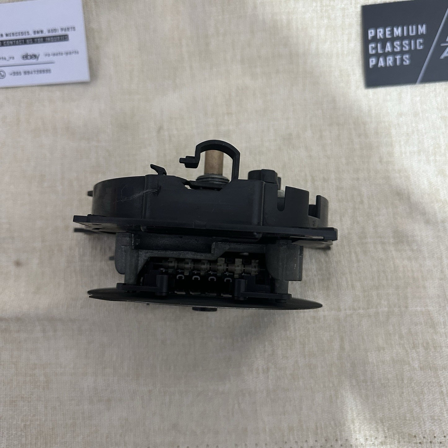 Mercedes Benz W124 E-Class 300D 250TD Speedometer 220 km/h 1245429968 K=875 VDO