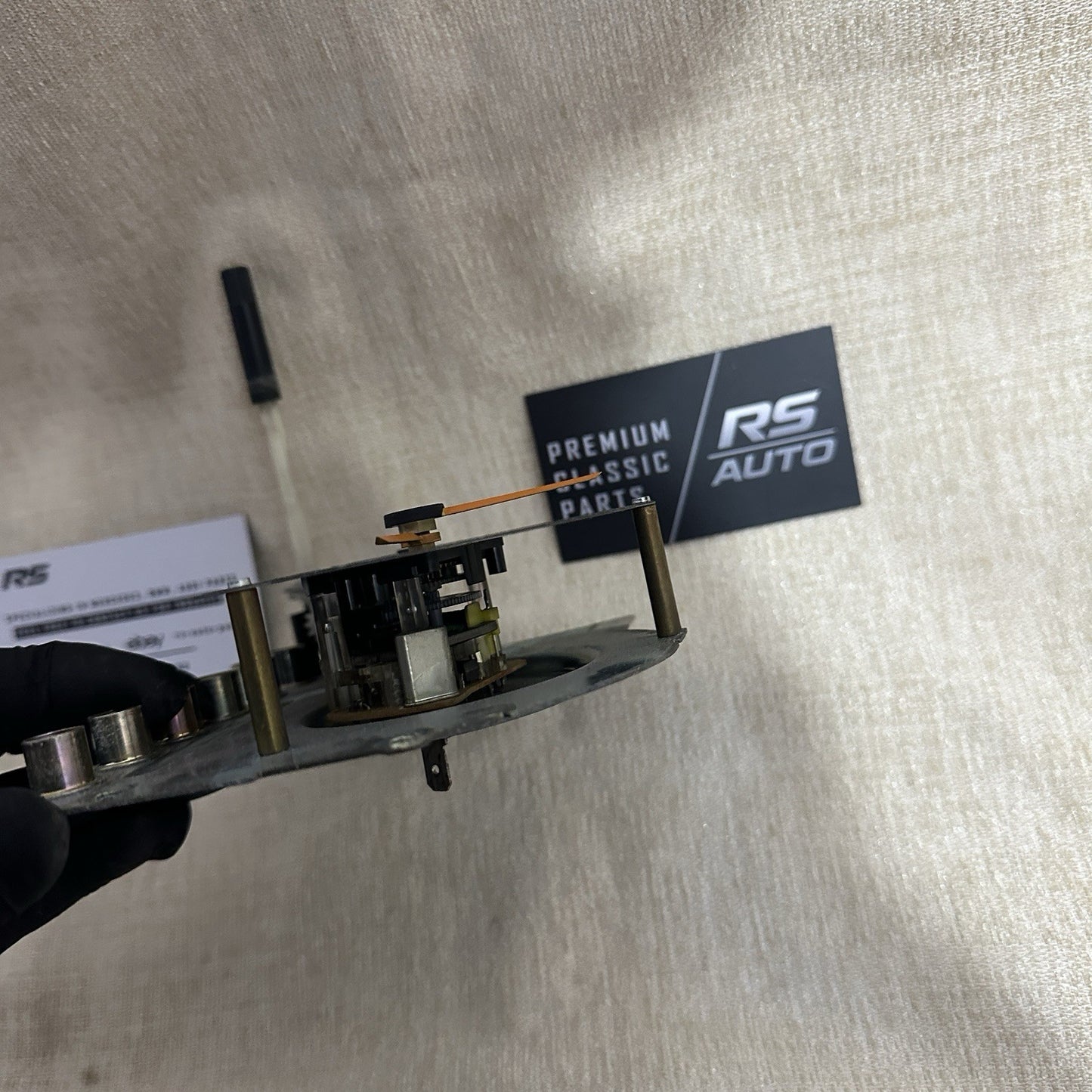 Mercedes Benz 190E 190D W201 Instrument Cluster Clock Gauge 2015420611 OEM VDO