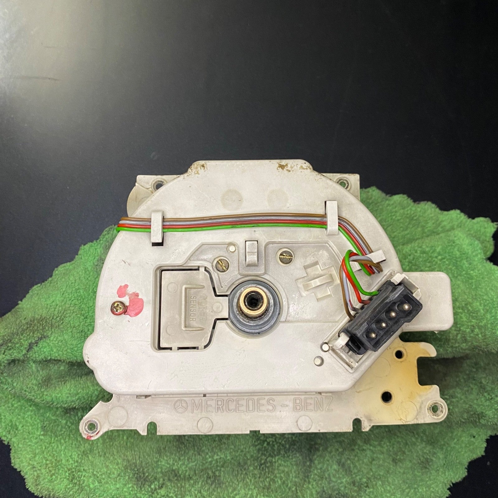 Mercedes Benz E Class W124 Speedometer 220 KM/H 1245427466 VDO OEM 300D 250TD