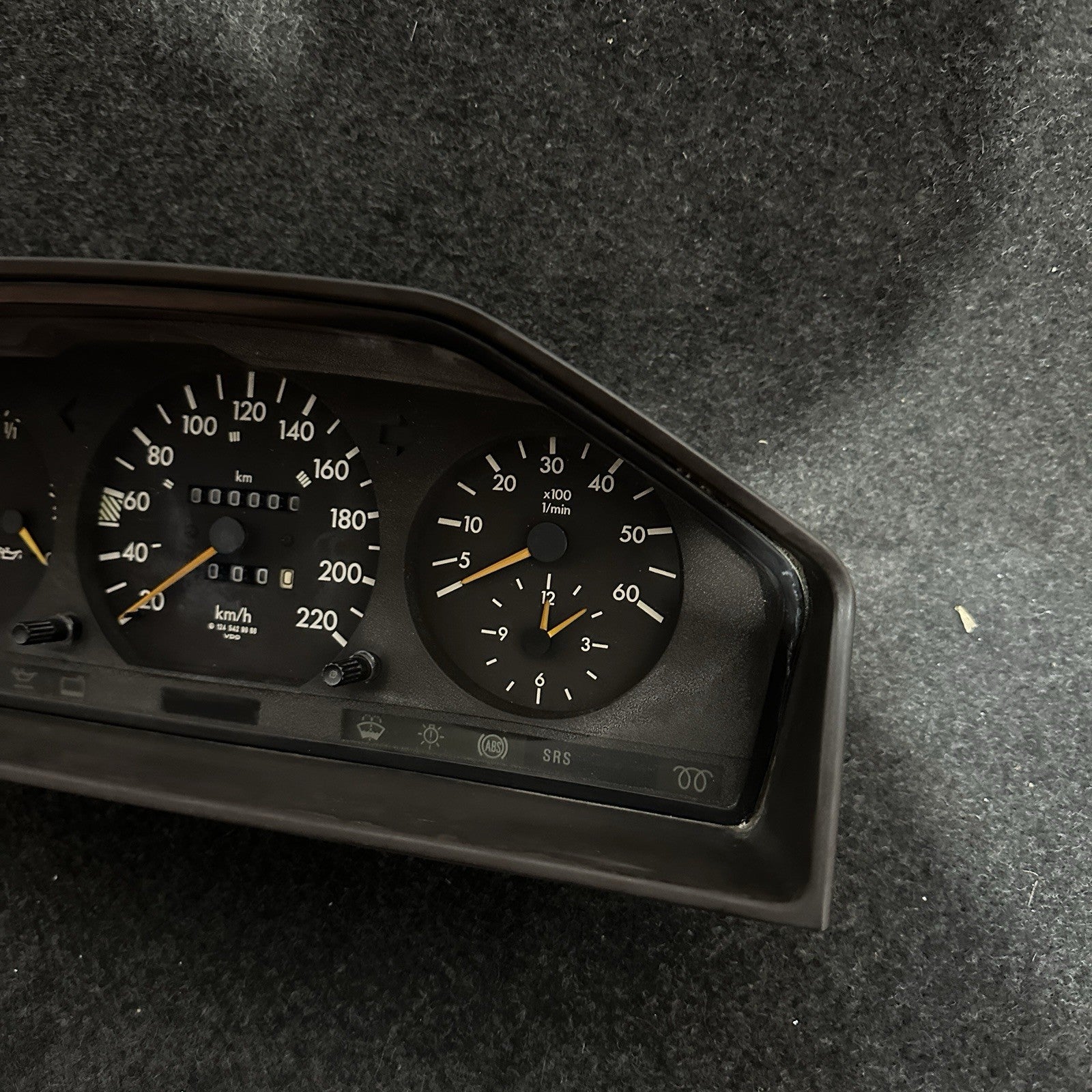 Mercedes W124 250D 300D Instrument Cluster 220km/h 1245429968 Speedometer K=875