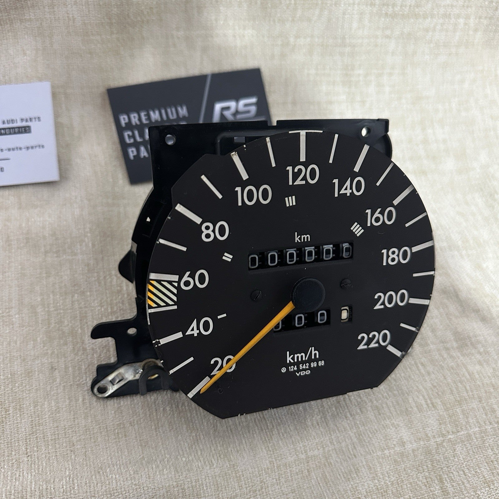 Genuine Mercedes-Benz W124 Diesel speedometer gauge, 220 km/h, K=875 ratio, VDO part number A1245429968