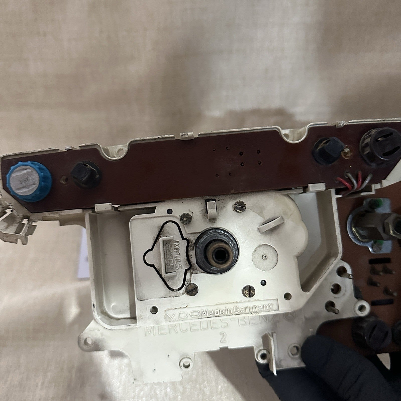 Mercedes 190E W201 Instrument Cluster Set Speedometer 220 km/h Fuel 2015420406