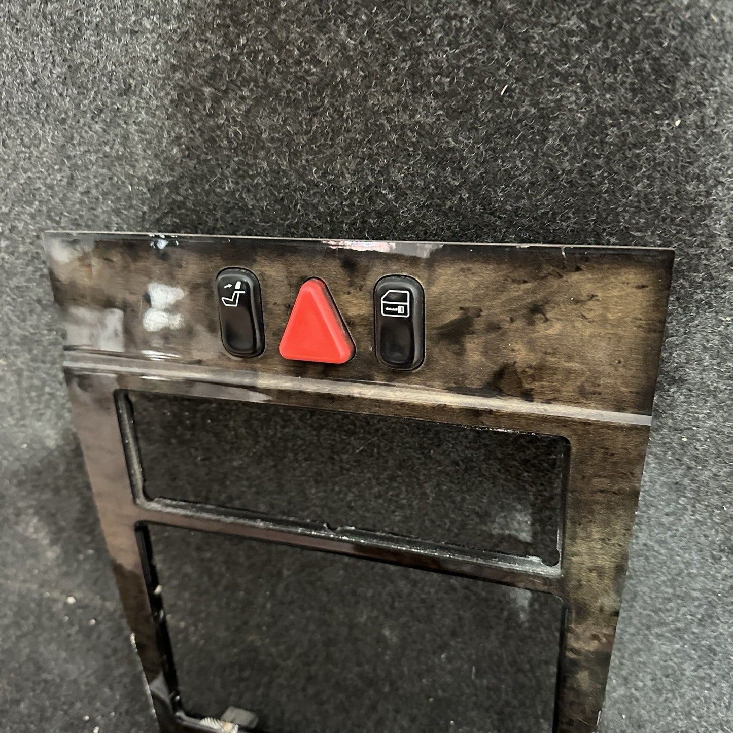 Mercedes E Class W210 E55 Center Console 2Din Wood Trim Navigation 2106802136 OE