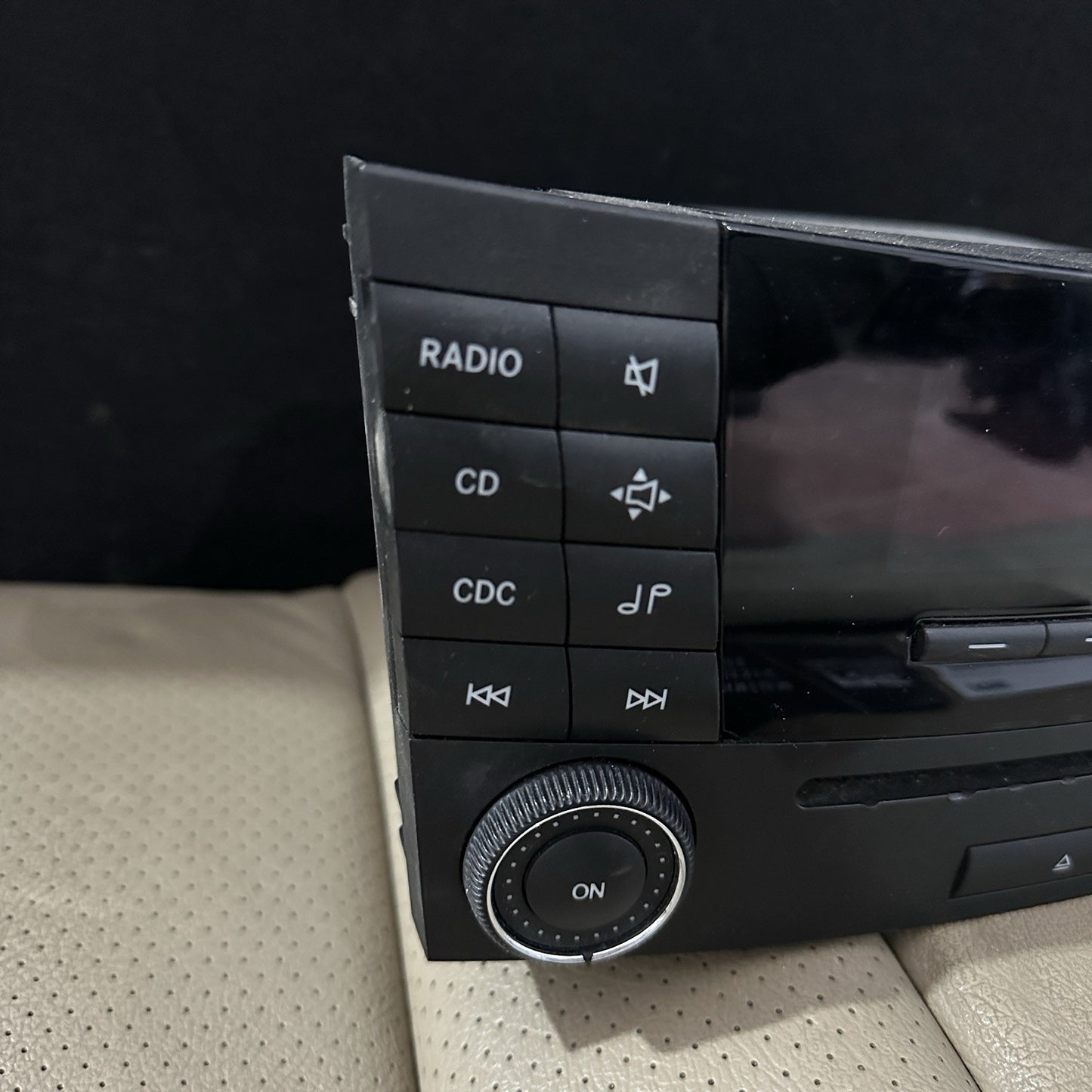 Original Mercedes W211 Radio Bluetooth Audio 20 CD MF2770 E-Class A2118702889