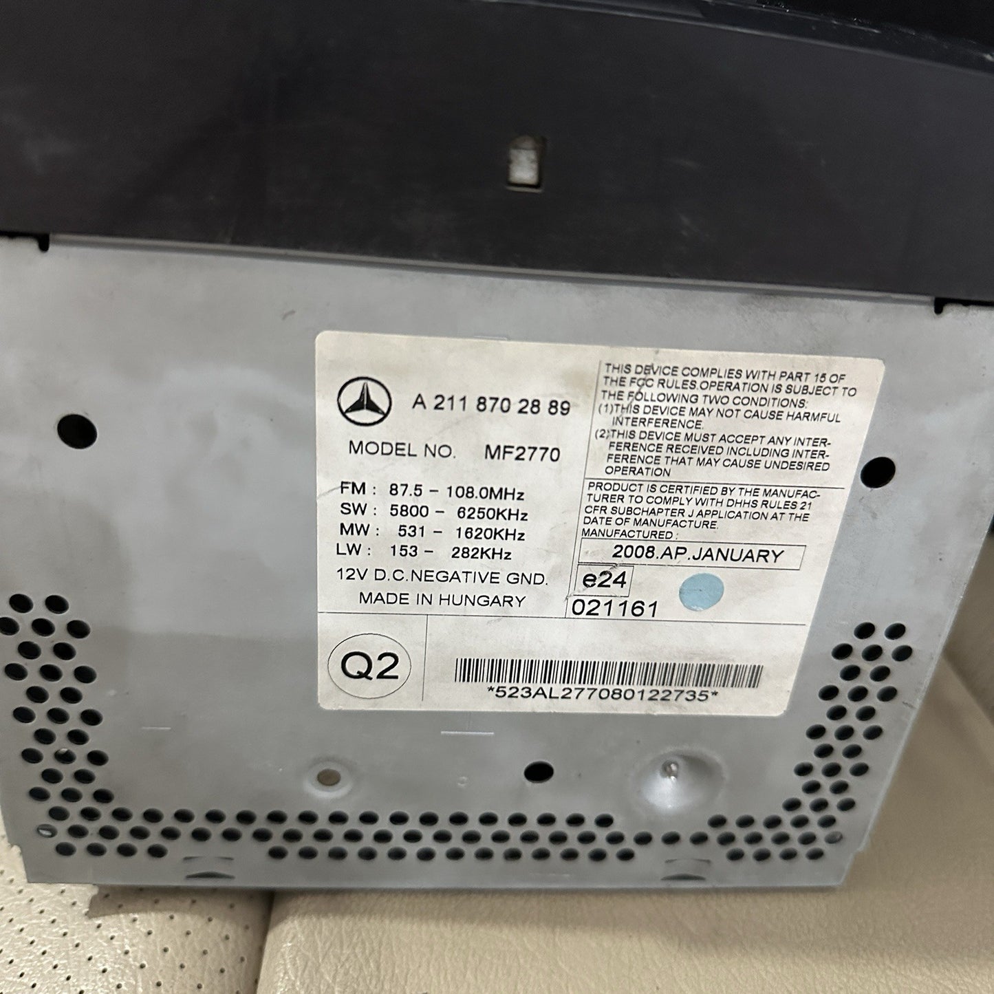 Original Mercedes W211 Radio Bluetooth Audio 20 CD MF2770 E-Class A2118702889