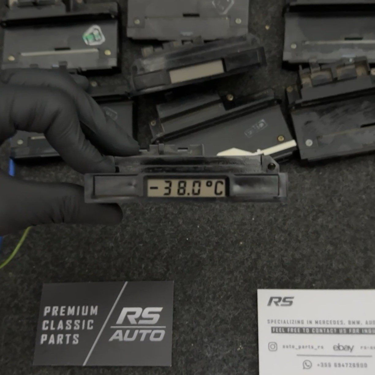 Mercedes Benz W124 W463 Instrument Outside Temperature Display °C 1245420005