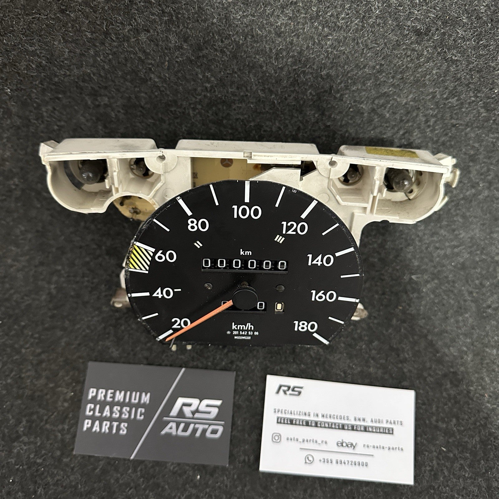 Mercedes Benz 190E W201 82-93 Speedometer 180 KM/H 2015425306 VDO OEM K=780