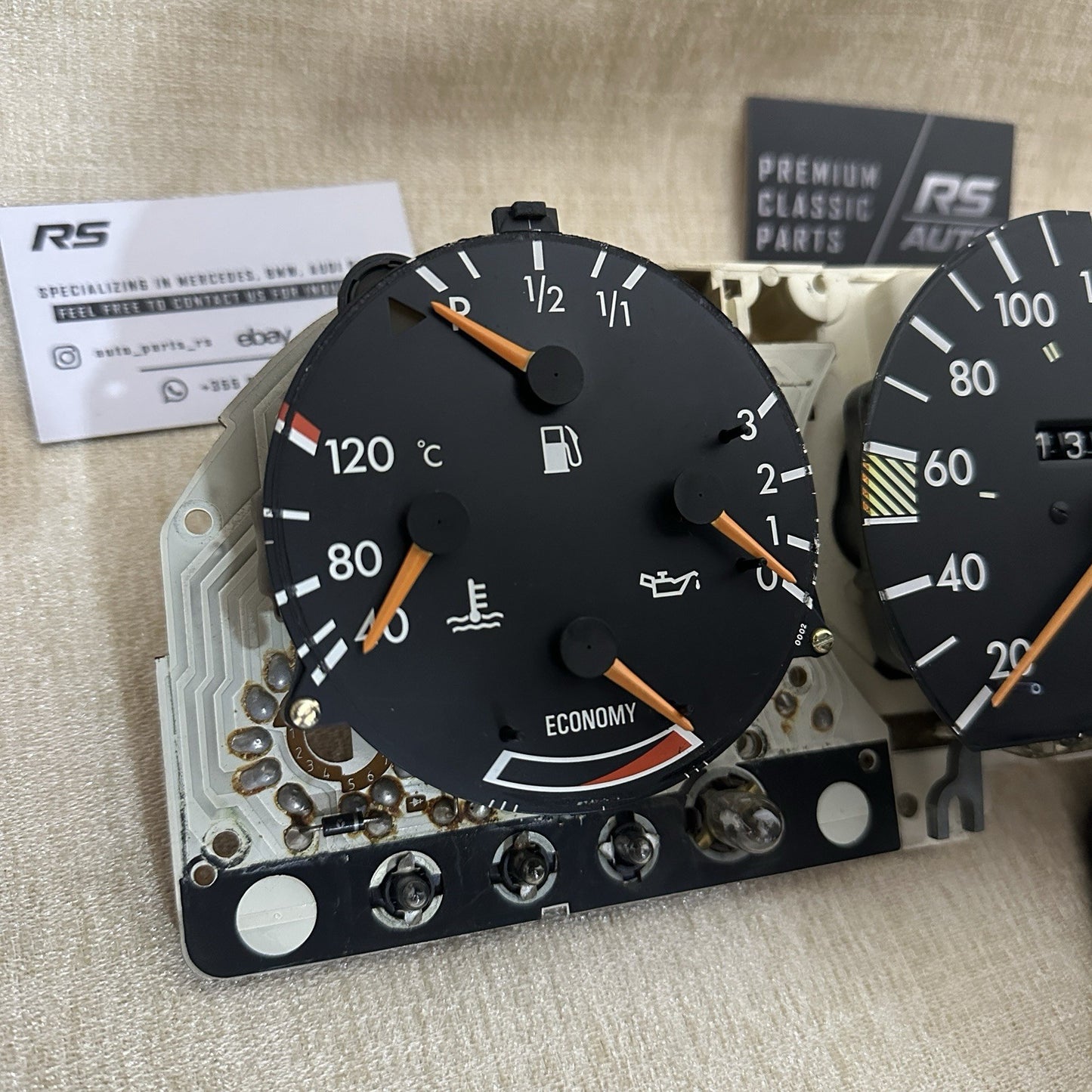 Mercedes 190E W201 Instrument Cluster Set Speedometer 220 km/h Fuel 2015420406