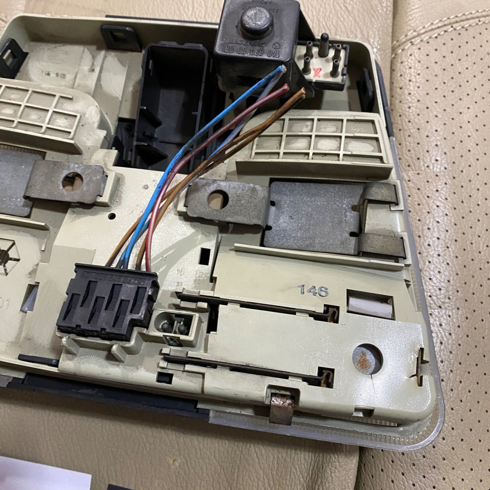 Mercedes E CLK C Class Overhead Dome Reading Light Black OEM 2108202901