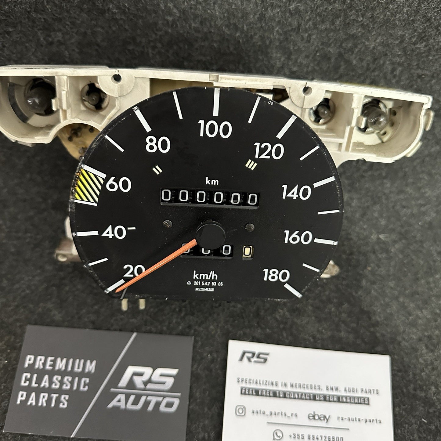 Mercedes Benz 190E W201 82-93 Speedometer 180 KM/H 2015425306 VDO OEM K=780
