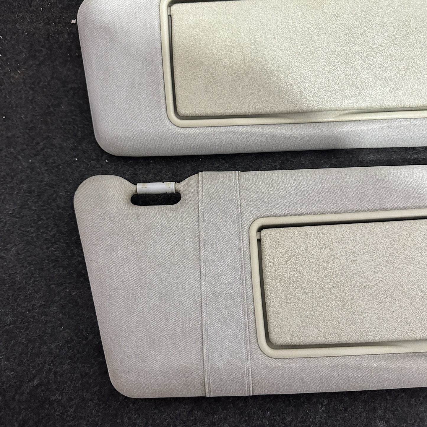 Mercedes E Class W210 W202 96-02 E430 E55 Sun Visor Beige Set With Mirror Light