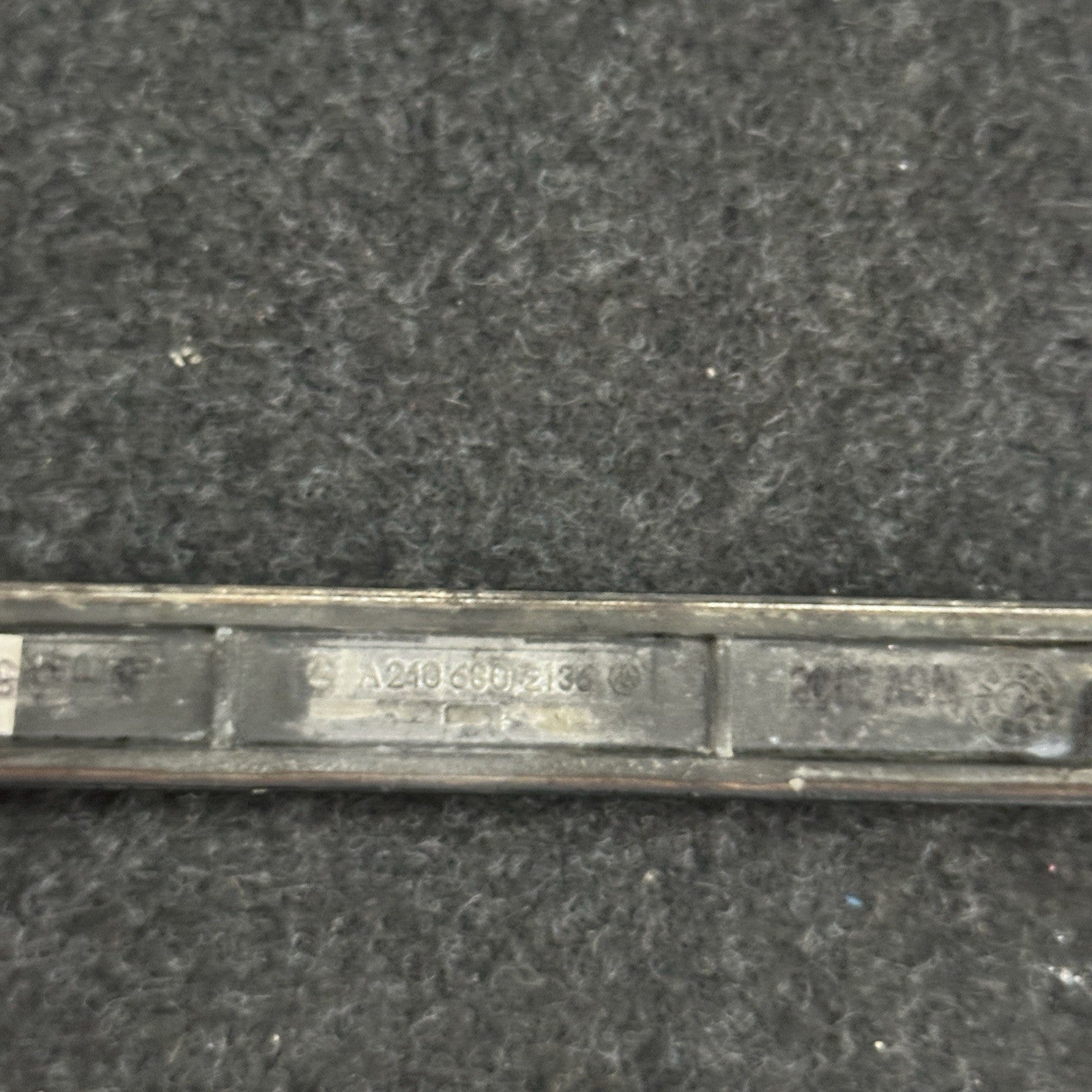 Mercedes E Class W210 E55 Center Console 2Din Wood Trim Navigation 2106802136 OE