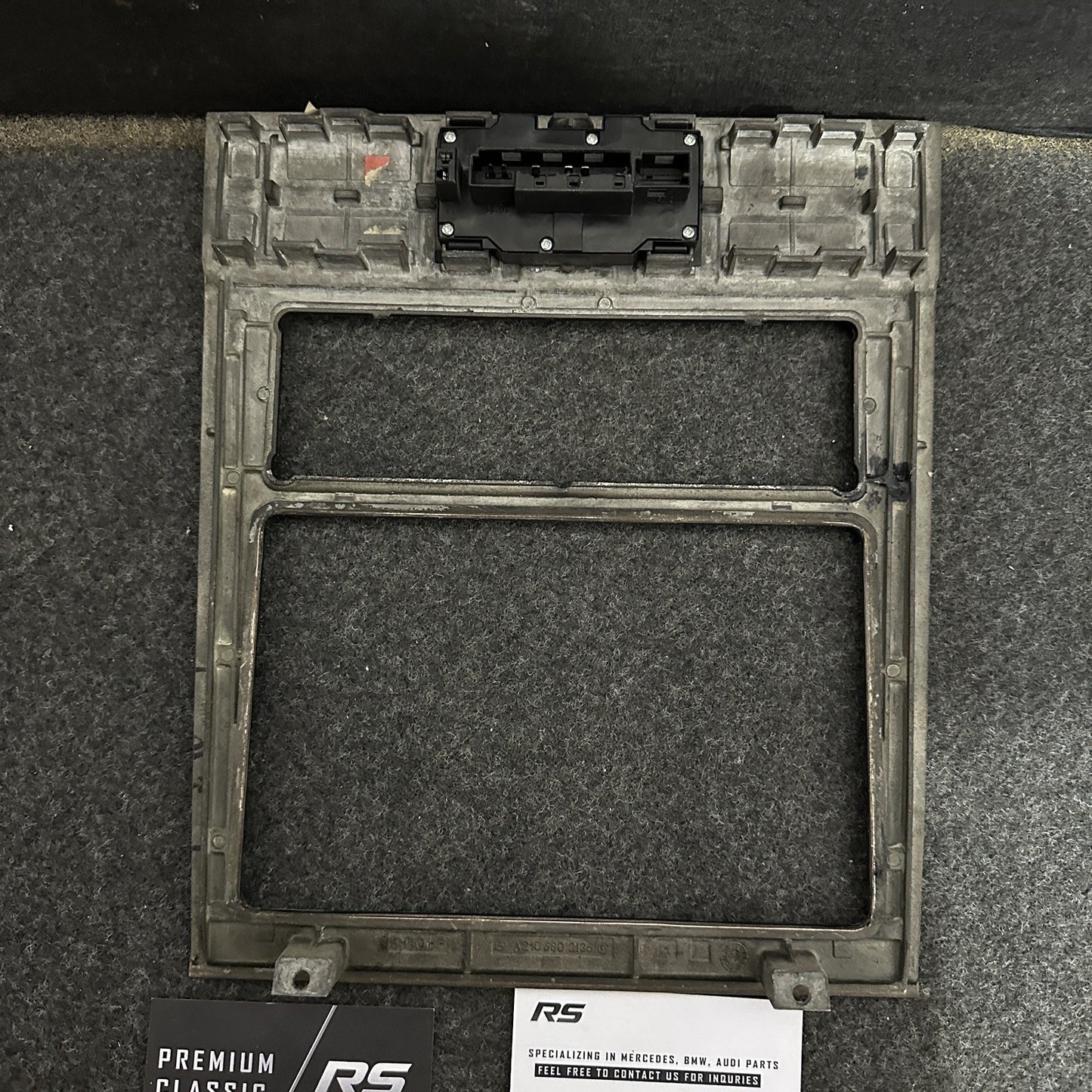 Mercedes E Class W210 E55 Center Console 2Din Wood Trim Navigation 2106802136 OE