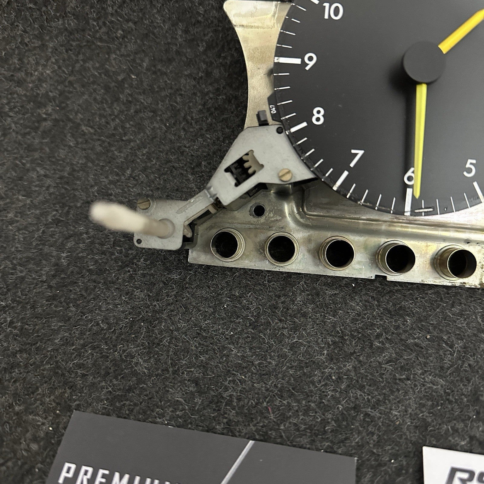 Mercedes Benz 190E 190D W201 Instrument Cluster Clock Gauge 2015420611 OEM VDO