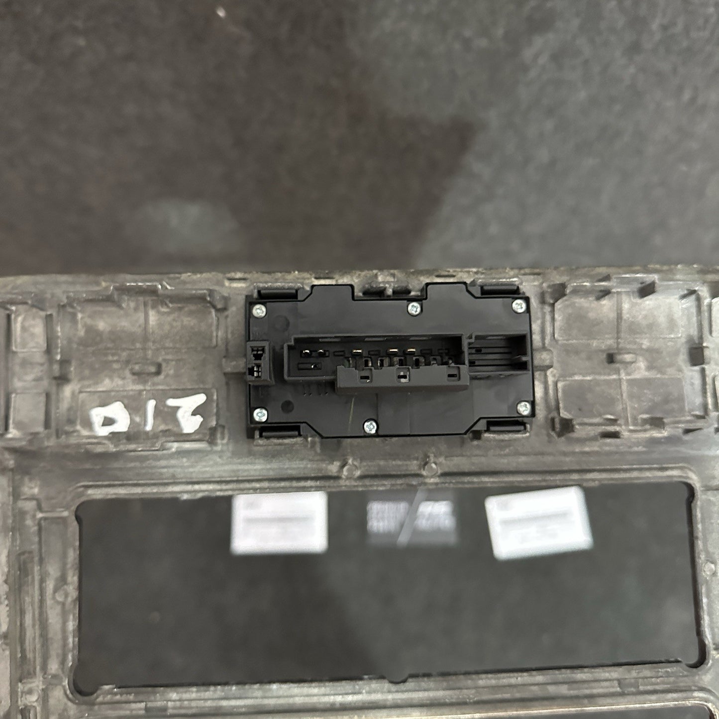 Mercedes E Class W210 E55 Center Console 2Din Wood Trim Navigation 2106802136 OE