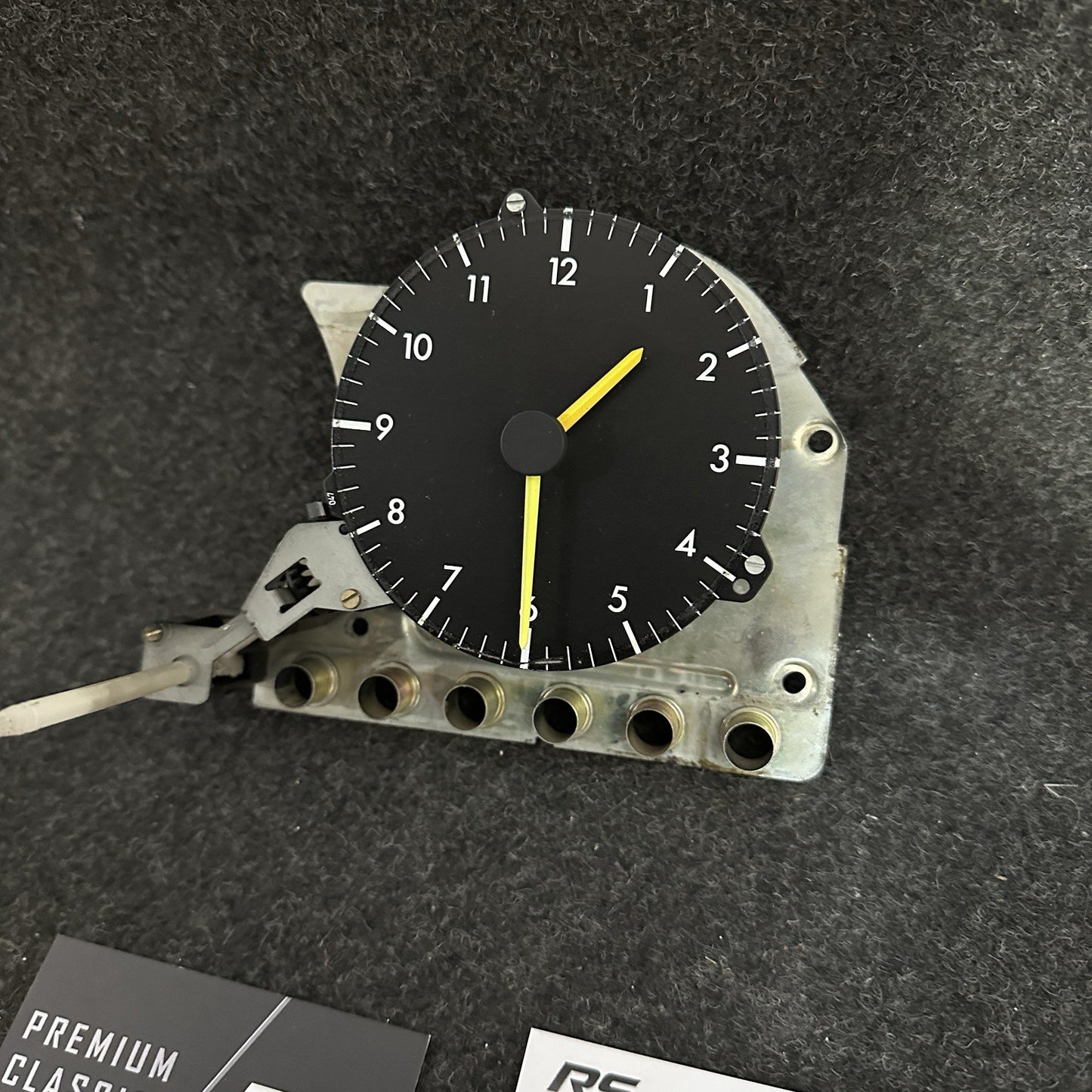 Mercedes Benz 190E 190D W201 Instrument Cluster Clock Gauge 2015420611 OEM VDO