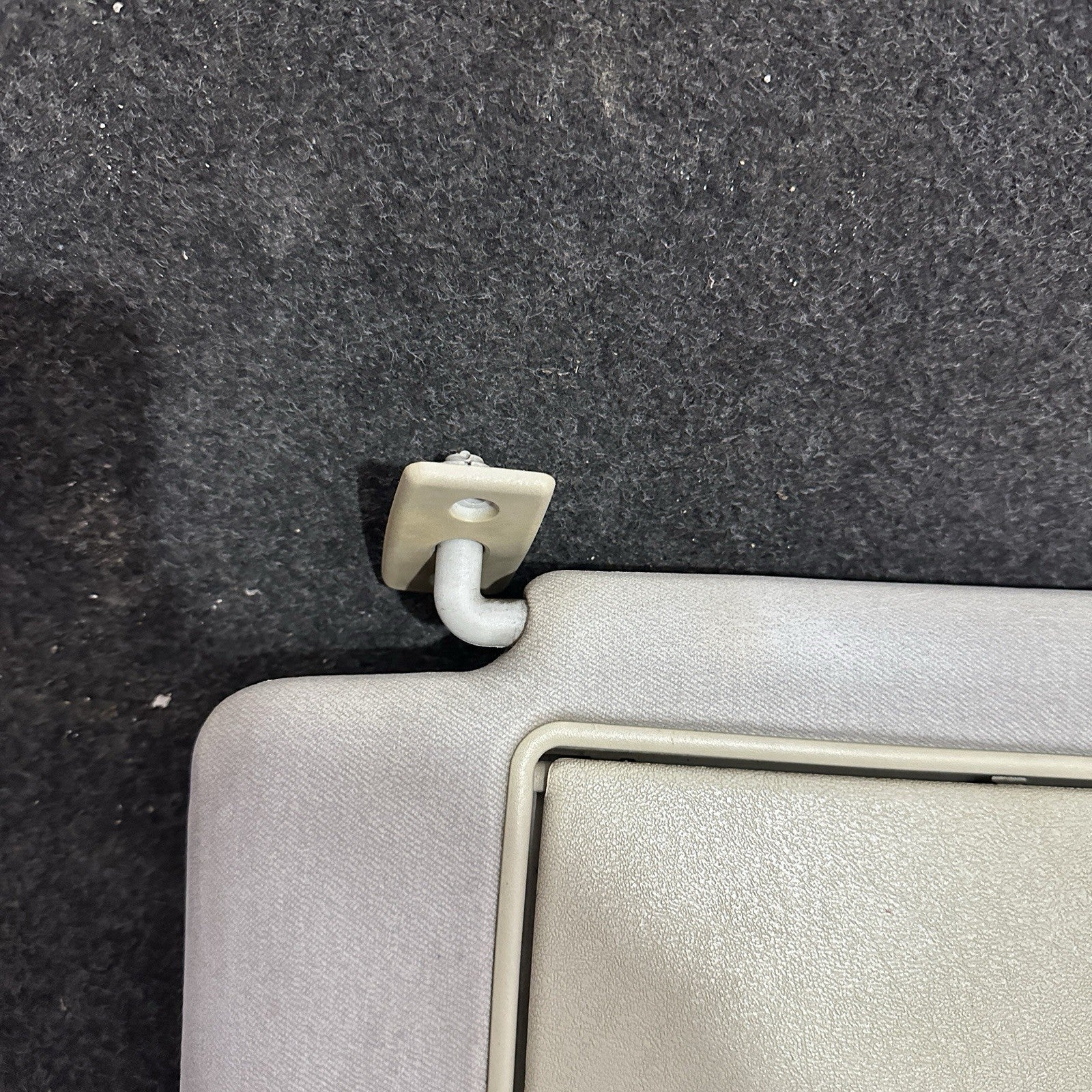 Mercedes E Class W210 W202 96-02 E430 E55 Sun Visor Beige Set With Mirror Light