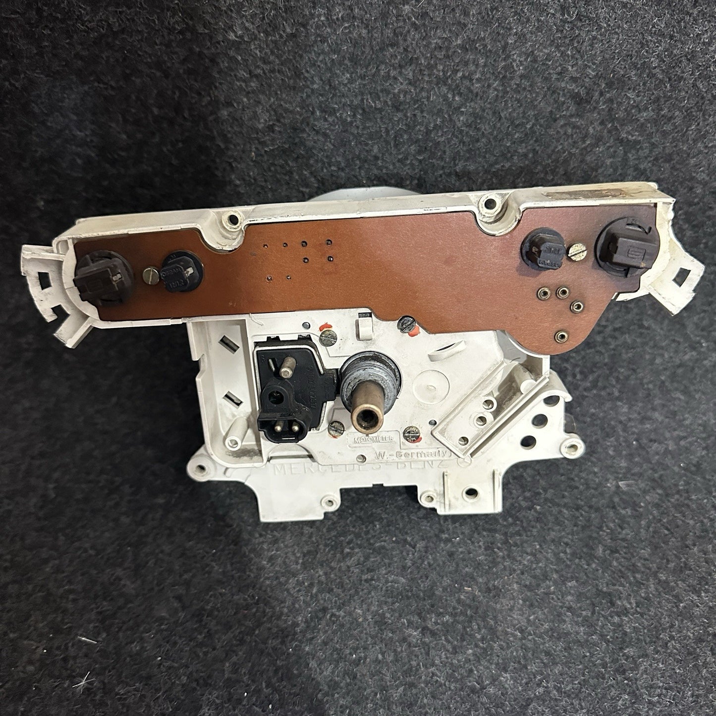 Mercedes Benz 190E W201 82-93 Speedometer 180 KM/H 2015425306 VDO OEM K=780