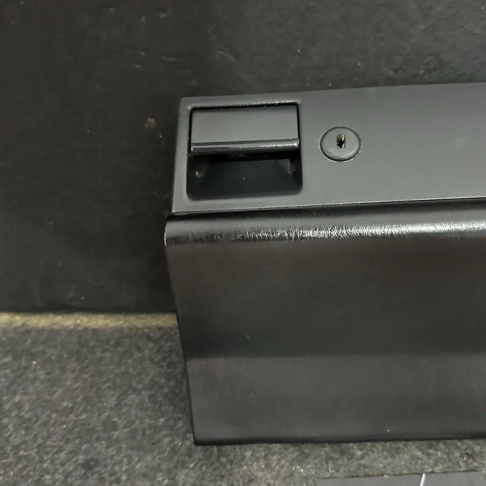 Mercedes - Benz 190E W201 Glovebox Lid & Lock Assembly - Black - RS Auto Parts