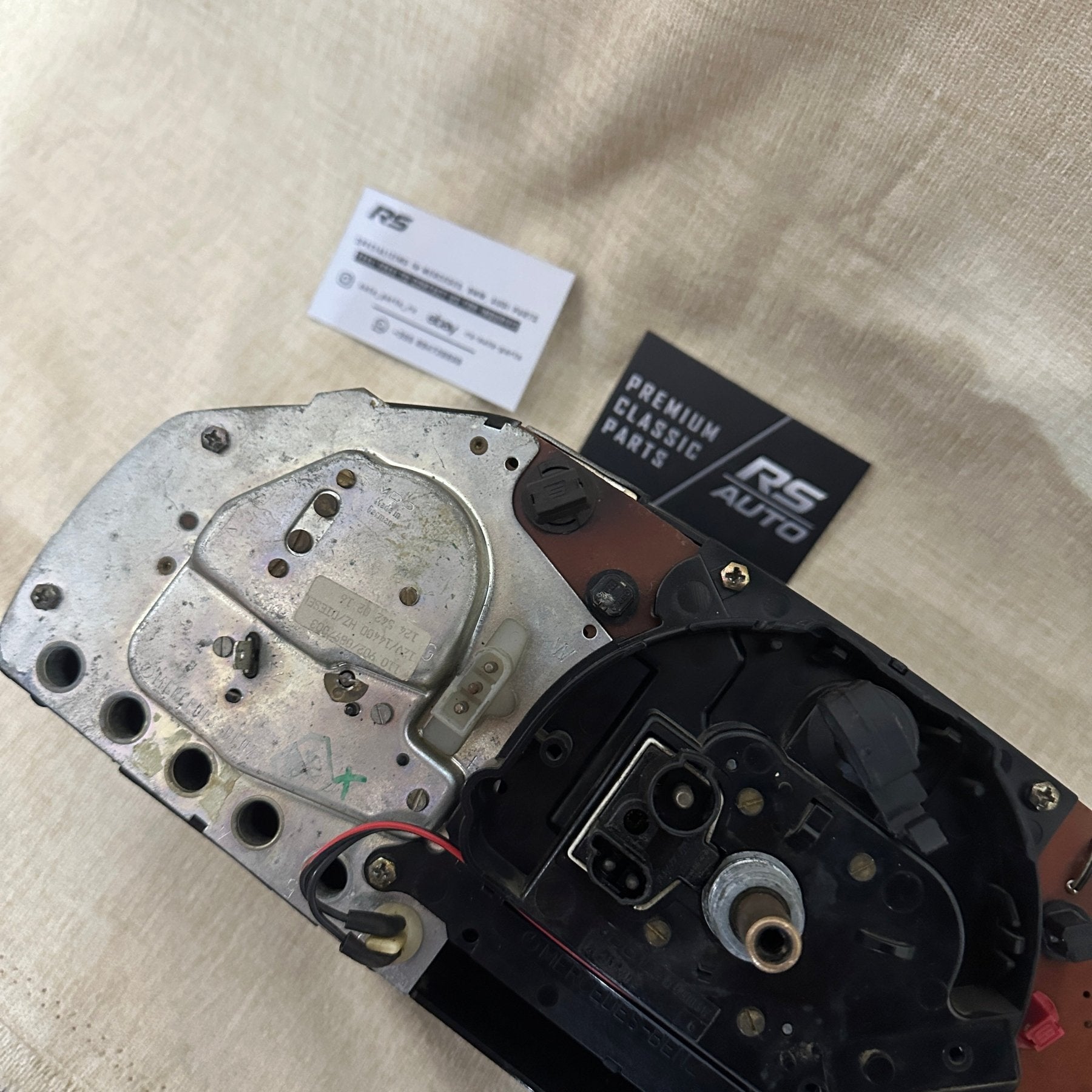 Mercedes Benz W124 Diesel Instrument Cluster - 220km/h K=875 - RS Auto Parts