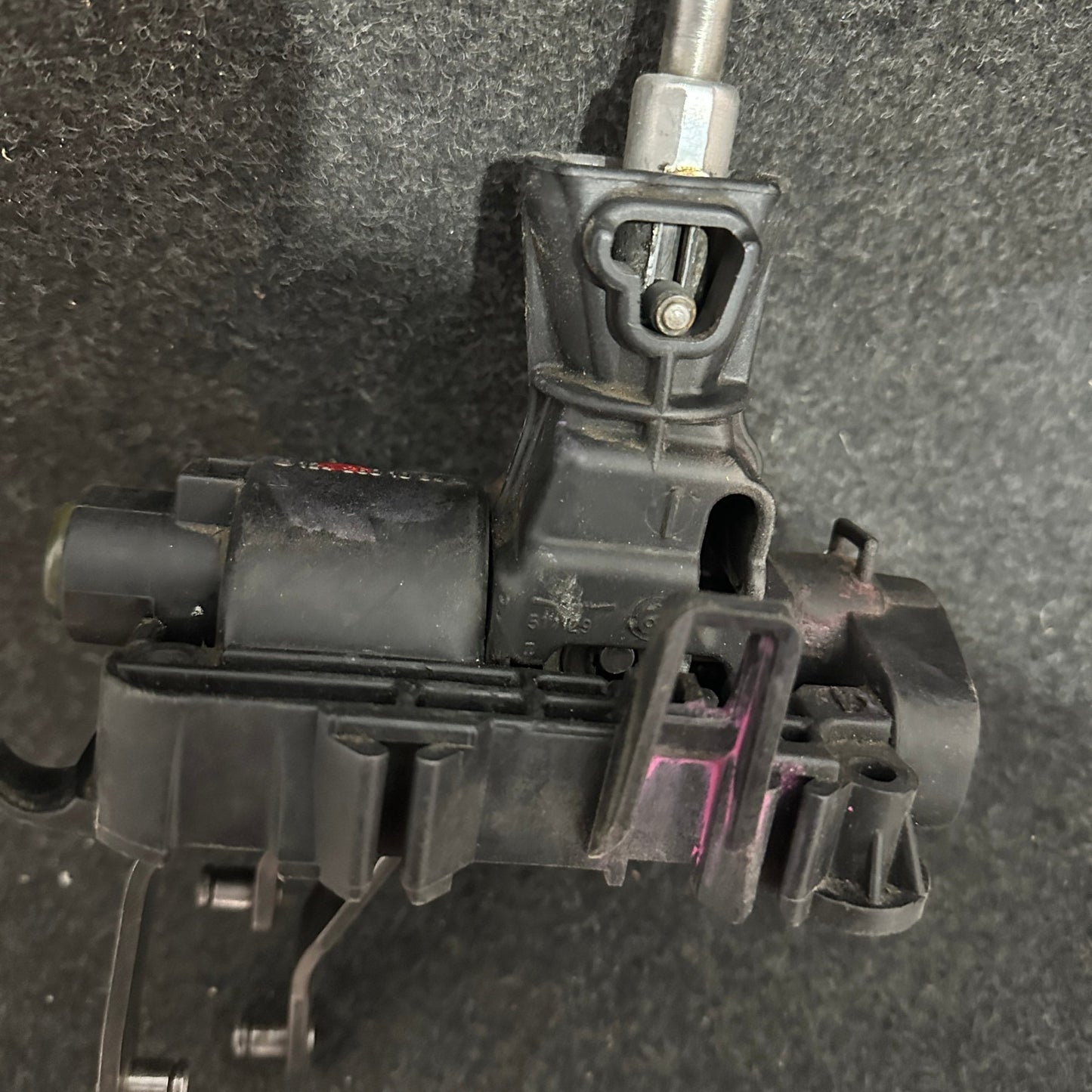 Mercedes Benz W124 W201 190 5 Speed Manual Shifter Gear Selector 1242670305 - RS Auto Parts