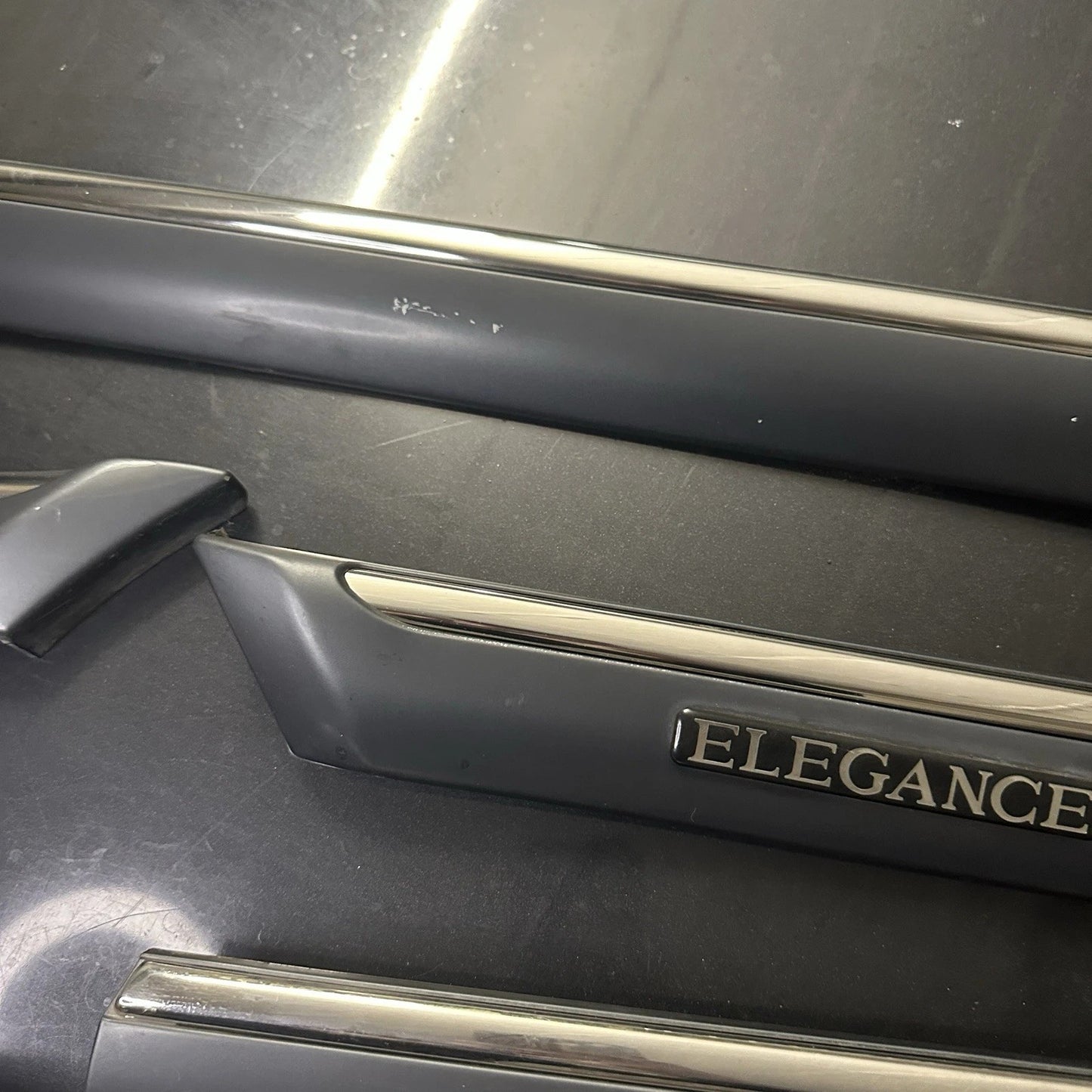 Mercedes-Benz W202 C-Class Elegance Full Exterior Door Moulding Set - 6 Pieces