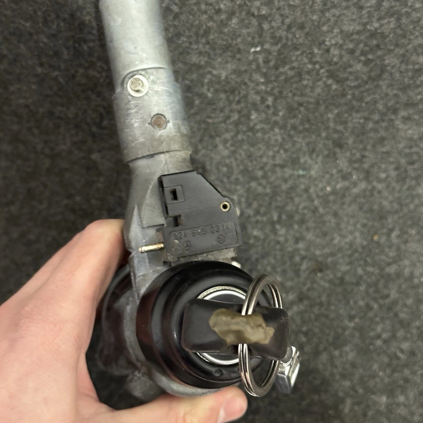 Mercedes-Benz W124 E-Class Refurbished Ignition Barrel Lock with Key - A1245450114
