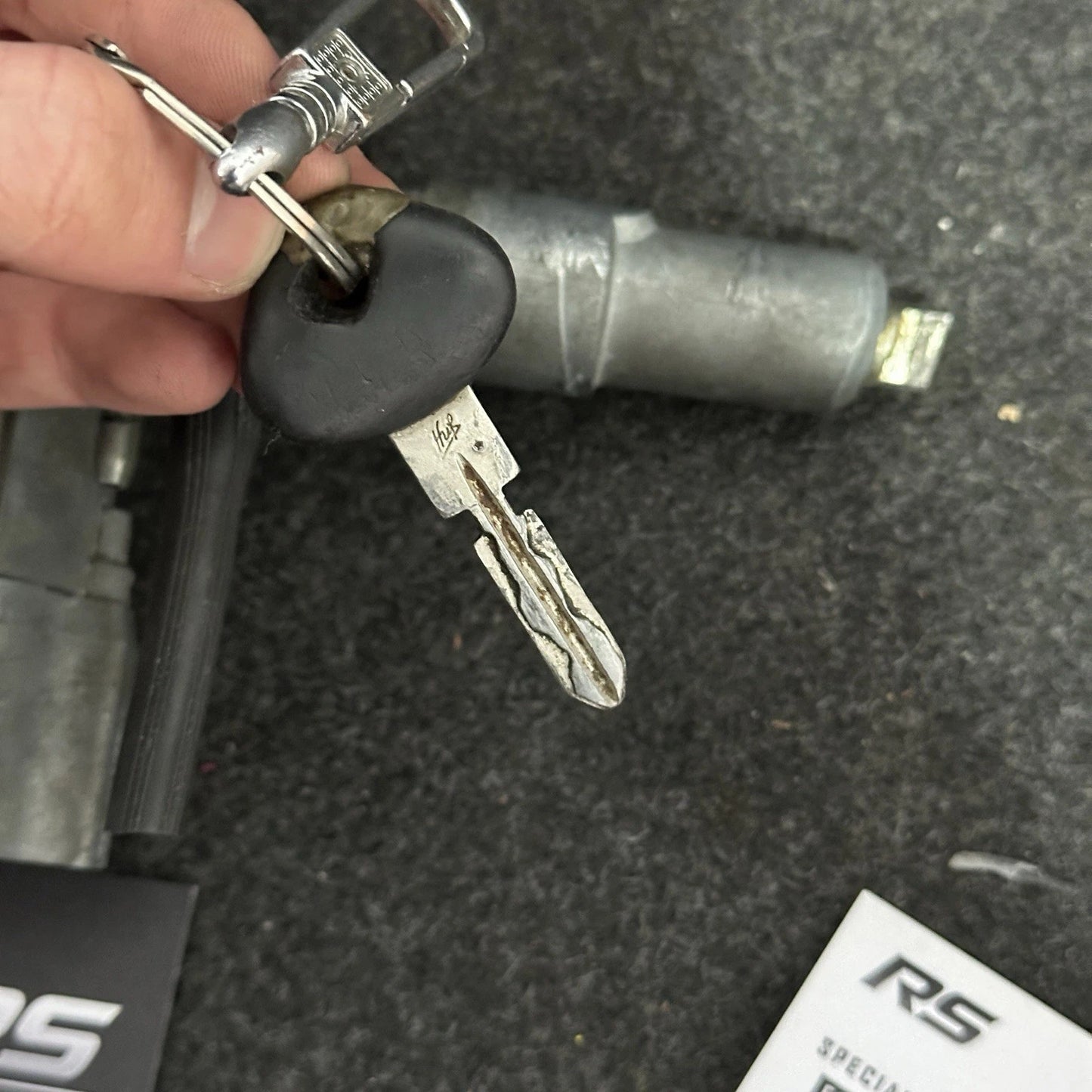 Mercedes-Benz W124 E-Class Refurbished Ignition Barrel Lock with Key - A1245450114