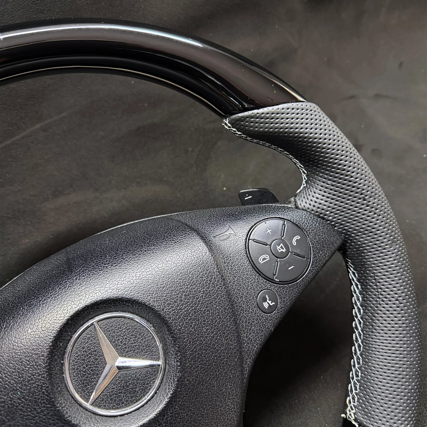 Mercedes Benz C-Class W204 E-Class W212 Piano Black Steering Wheel
