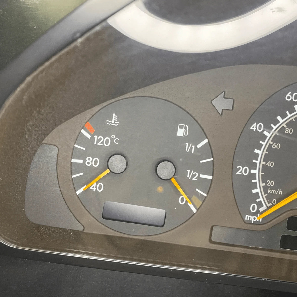 Mercedes-Benz W202 C-Class facelift instrument cluster, MPH, A2025402448