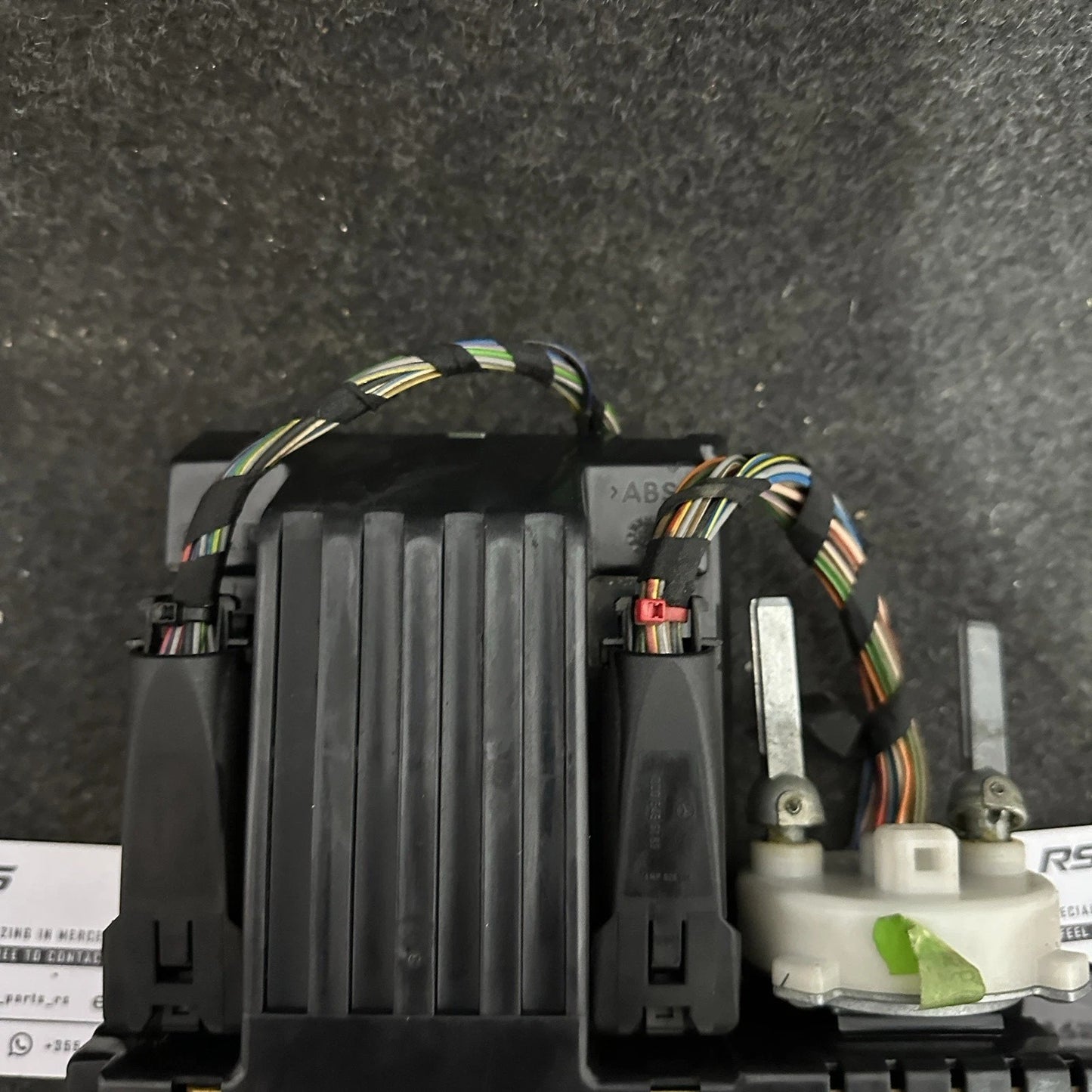 Mercedes-Benz W202 C-Class Climate Control Switch Panel - A2028300685