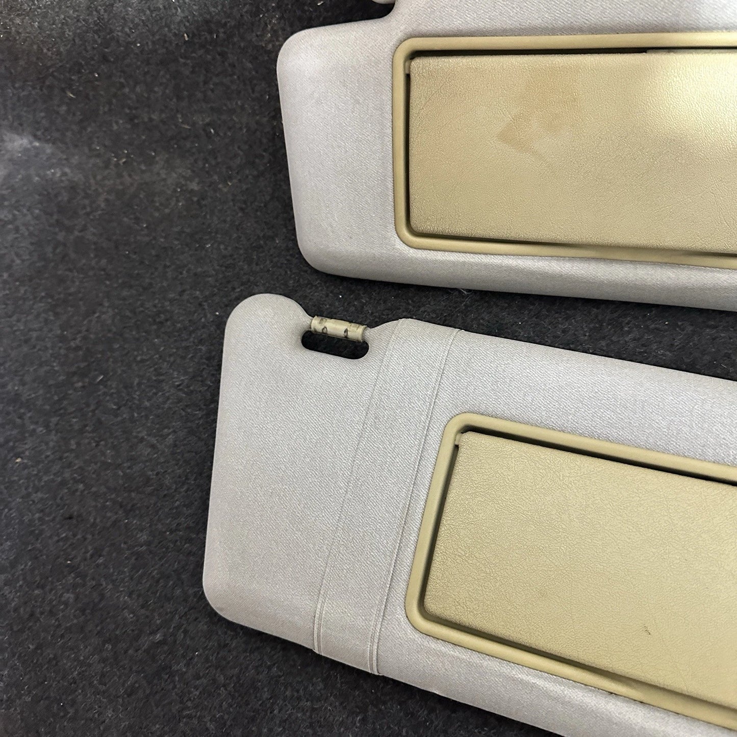 Genuine Mercedes-Benz Sun Visor Set (Beige/Tan) - W210 E-Class / W202 C-Class