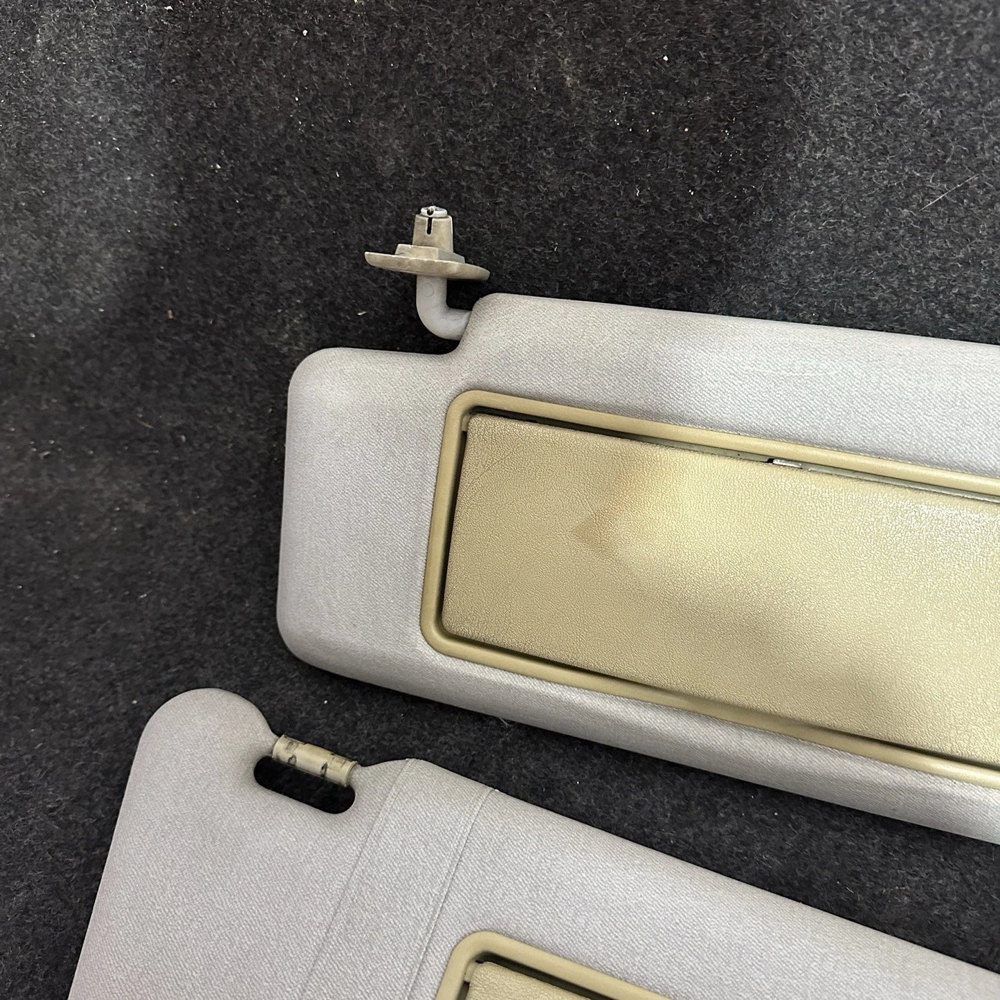 Genuine Mercedes-Benz Sun Visor Set (Beige/Tan) - W210 E-Class / W202 C-Class