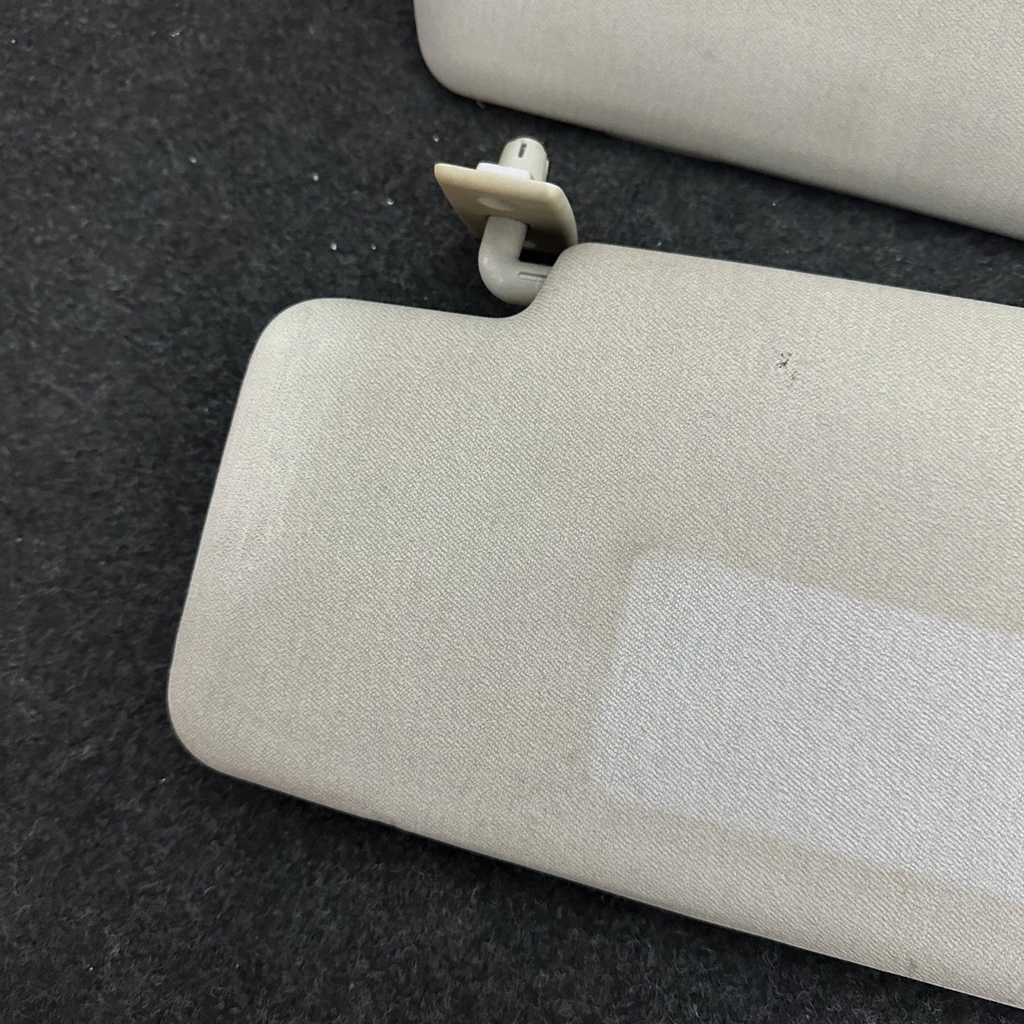 Genuine Mercedes-Benz Sun Visor Set (Beige/Tan) - W210 E-Class / W202 C-Class