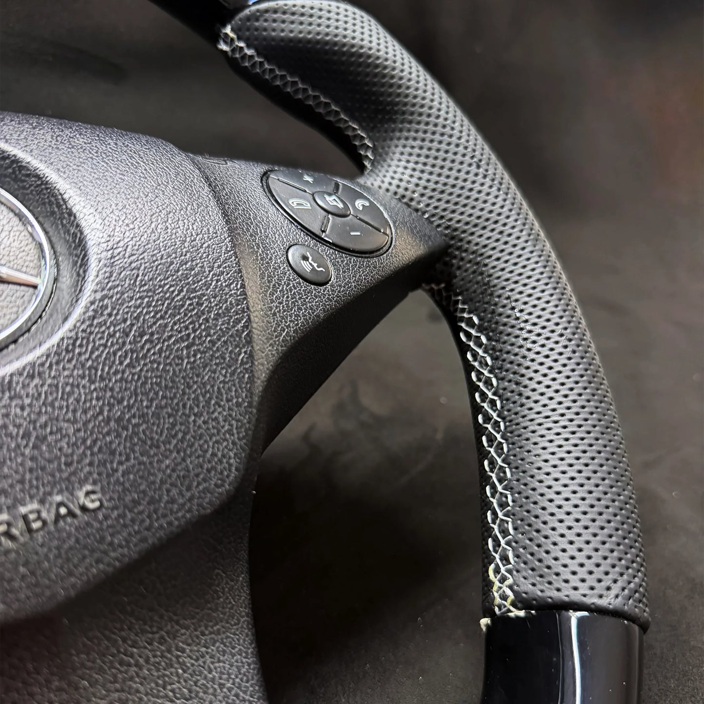 Mercedes Benz C-Class W204 E-Class W212 Piano Black Steering Wheel