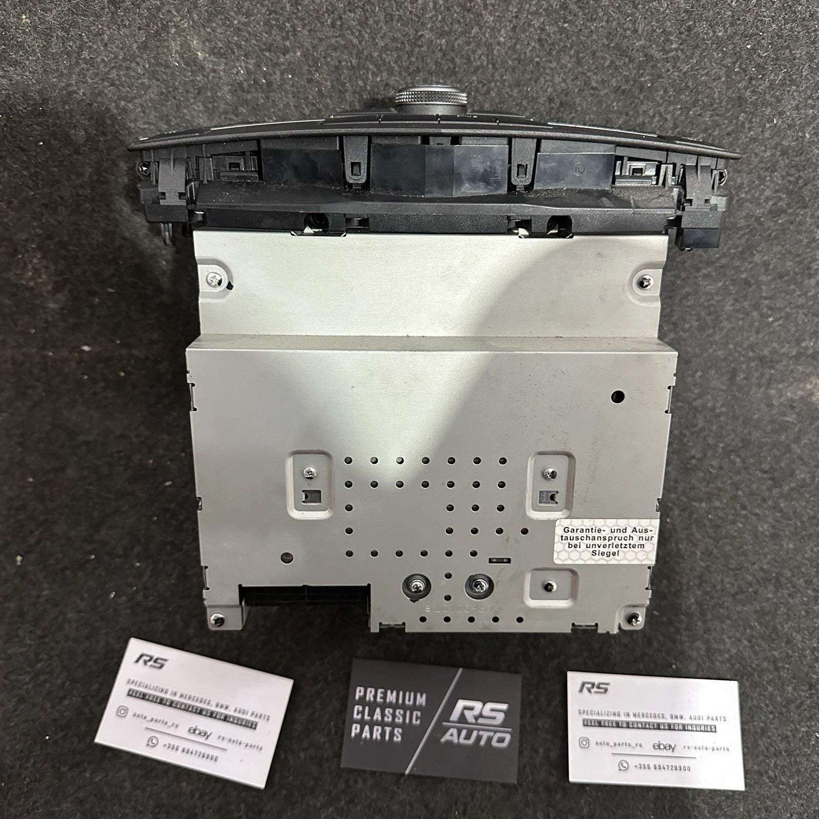 Mercedes-Benz W204 C-Class NTG 4.0 Navigation Radio Stereo Head Unit, Part A2049069801.